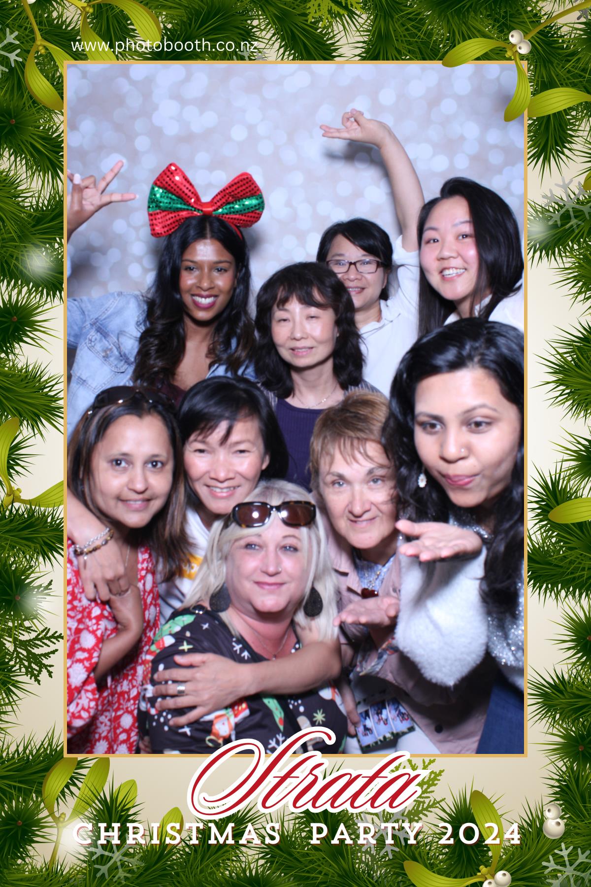 Strata Christmas Party | View more photos from the event at gallery.photobooth.co.nz/u/SelfieCentral/Strata-Christmas-Party