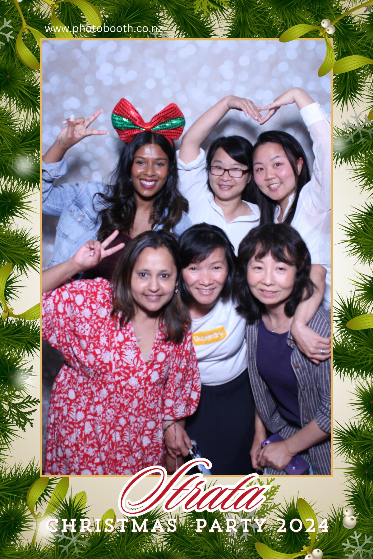 Strata Christmas Party | View more photos from the event at gallery.photobooth.co.nz/u/SelfieCentral/Strata-Christmas-Party