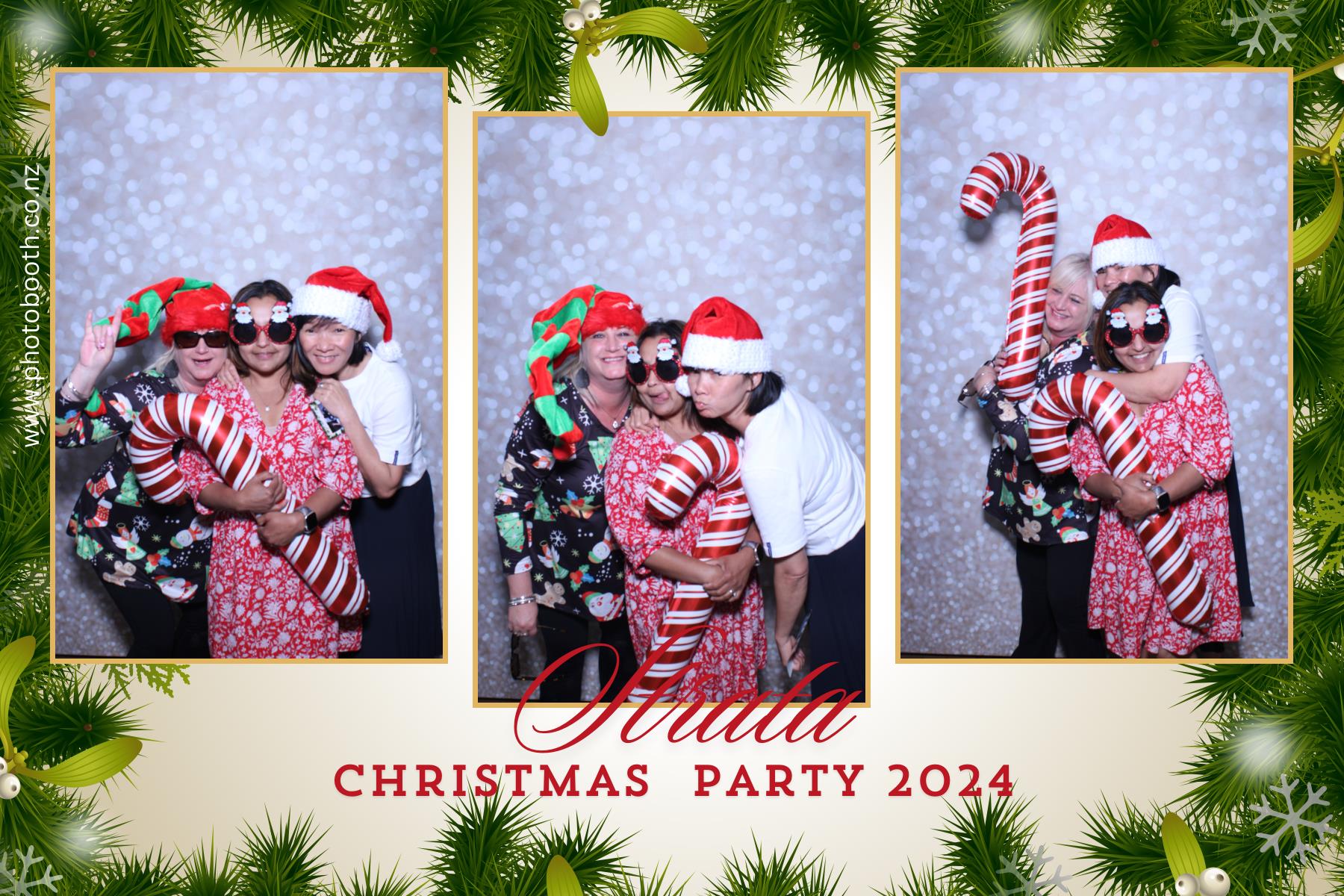 Strata Christmas Party | View more photos from the event at gallery.photobooth.co.nz/u/SelfieCentral/Strata-Christmas-Party