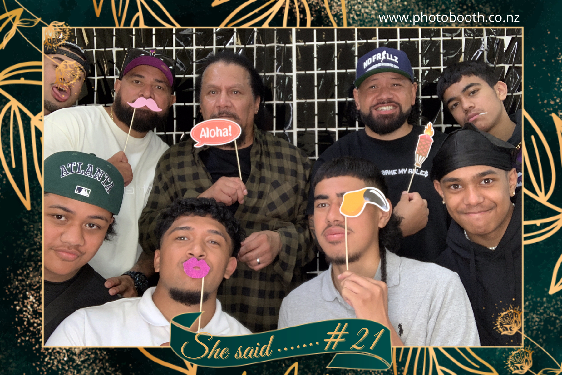 Tara's 21st | View more photos from the event at gallery.photobooth.co.nz/u/SelfieCentral/Taras-21st