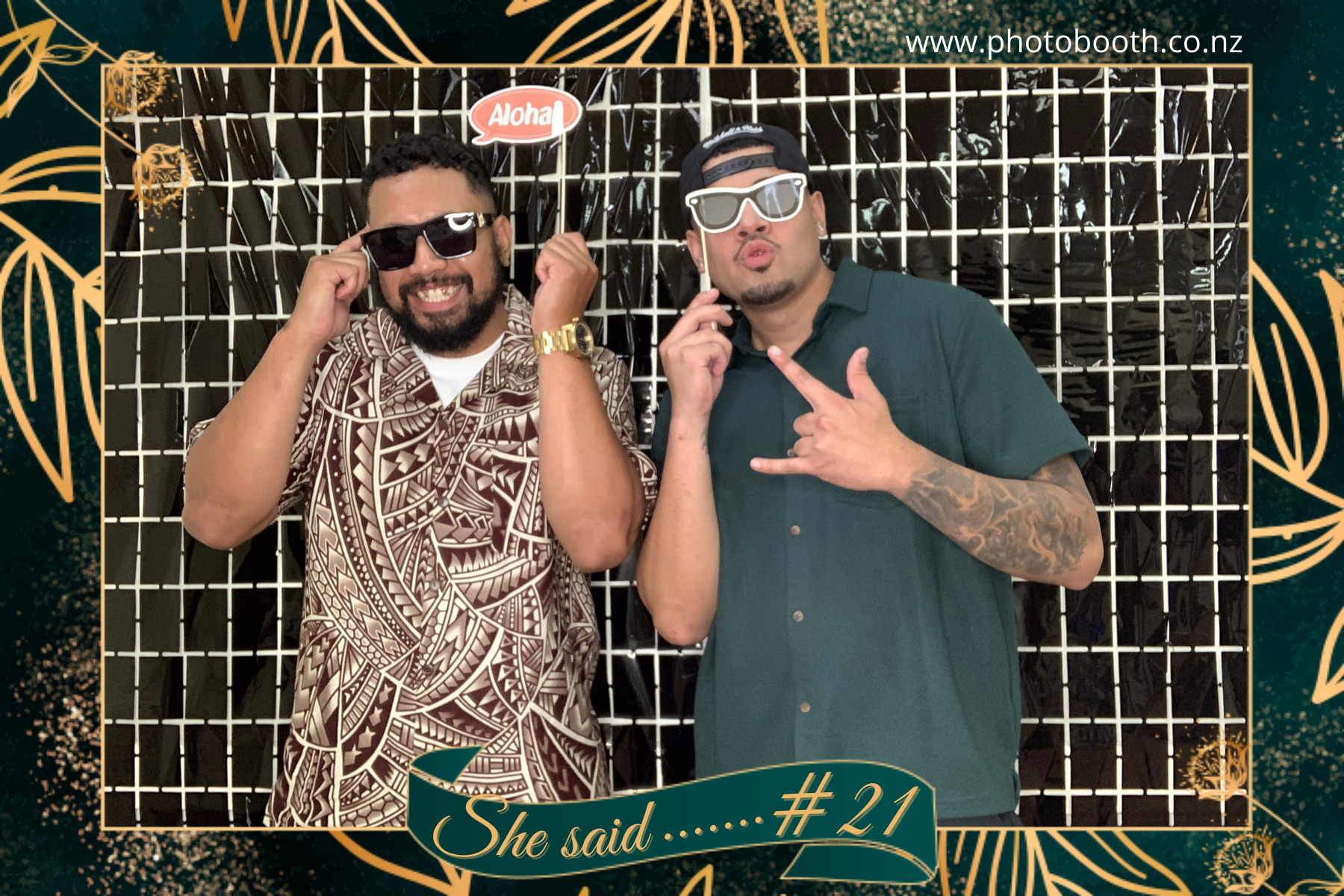 Tara's 21st | View more photos from the event at gallery.photobooth.co.nz/u/SelfieCentral/Taras-21st