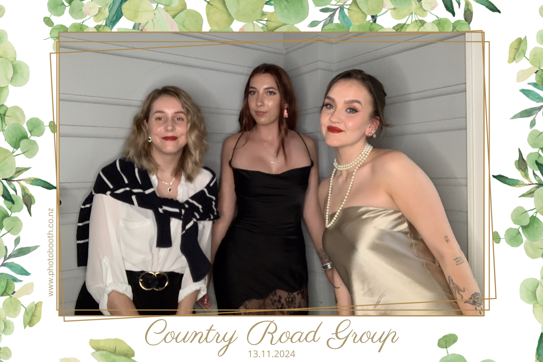 The Country Road EOY Event | View more photos from the event at gallery.photobooth.co.nz/u/SelfieCentral/The-Country-Road-EOY-Event