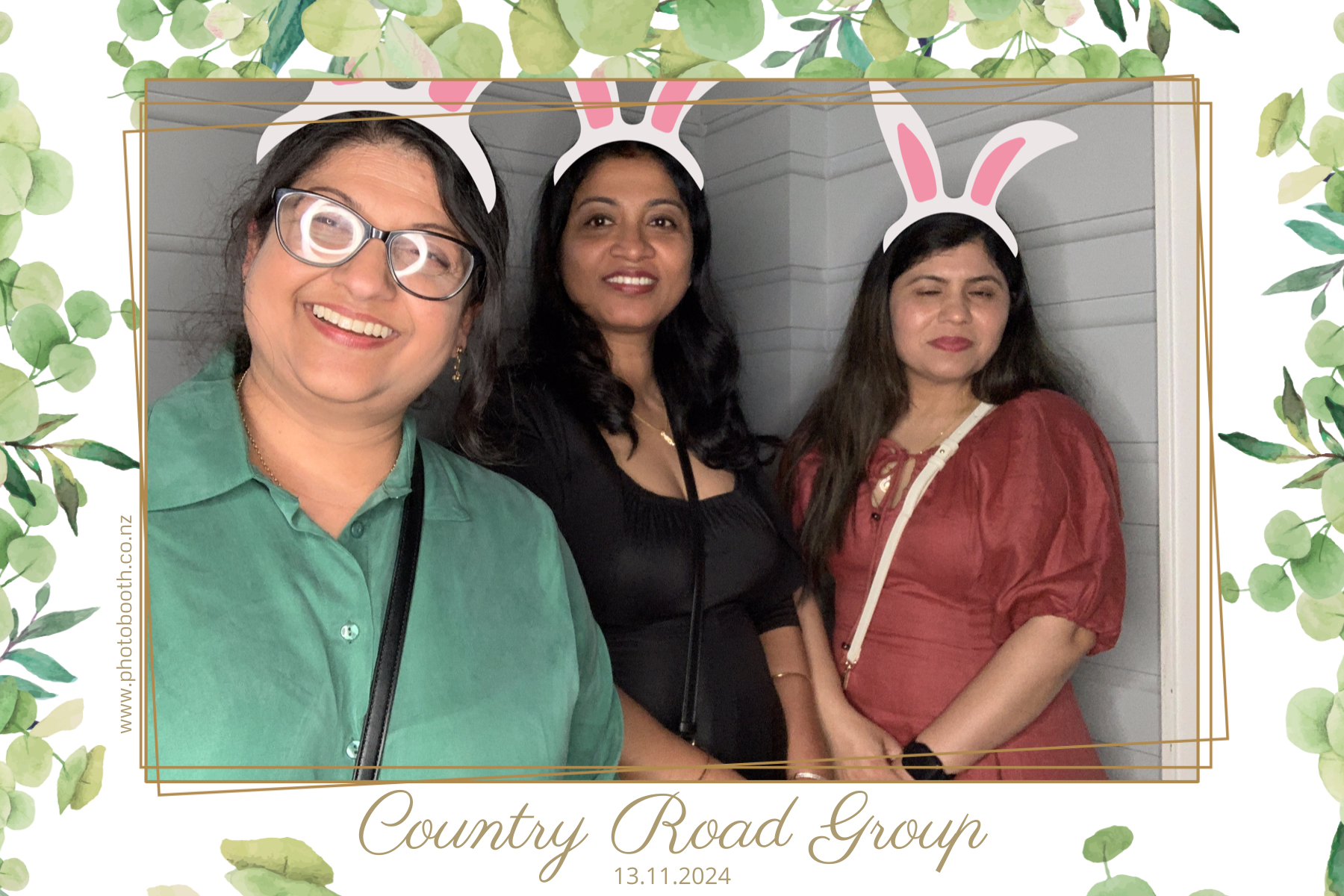 The Country Road EOY Event | View more photos from the event at gallery.photobooth.co.nz/u/SelfieCentral/The-Country-Road-EOY-Event