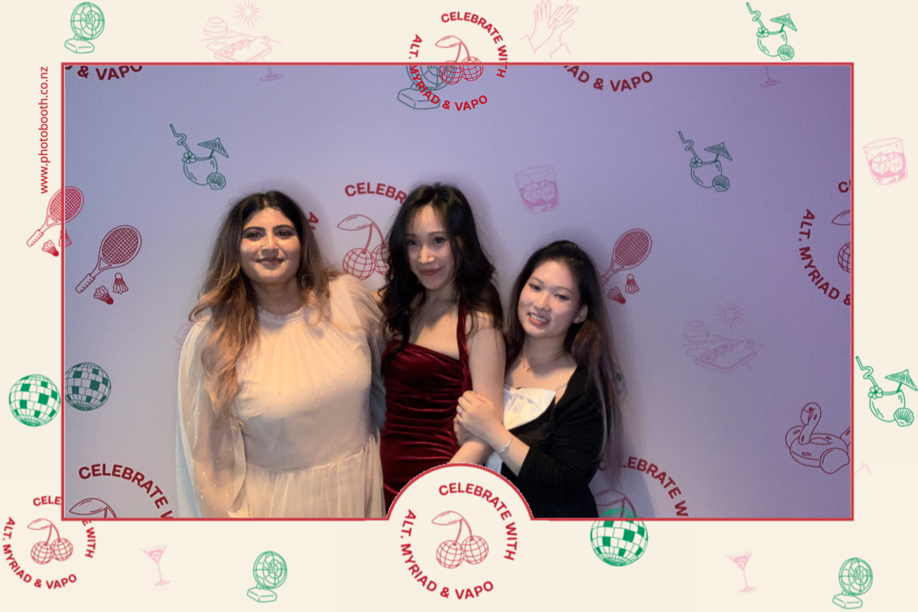 Vapo EOY | View more photos from the event at gallery.photobooth.co.nz/u/SelfieCentral/Vapo-EOY