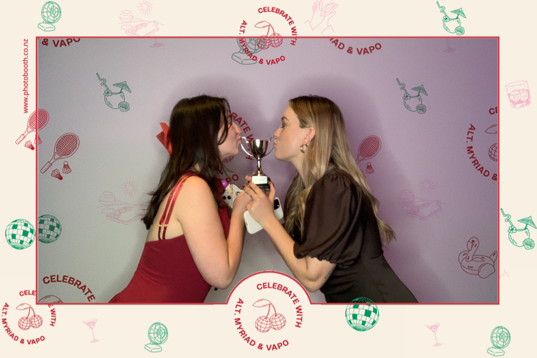 Vapo EOY | View more photos from the event at gallery.photobooth.co.nz/u/SelfieCentral/Vapo-EOY