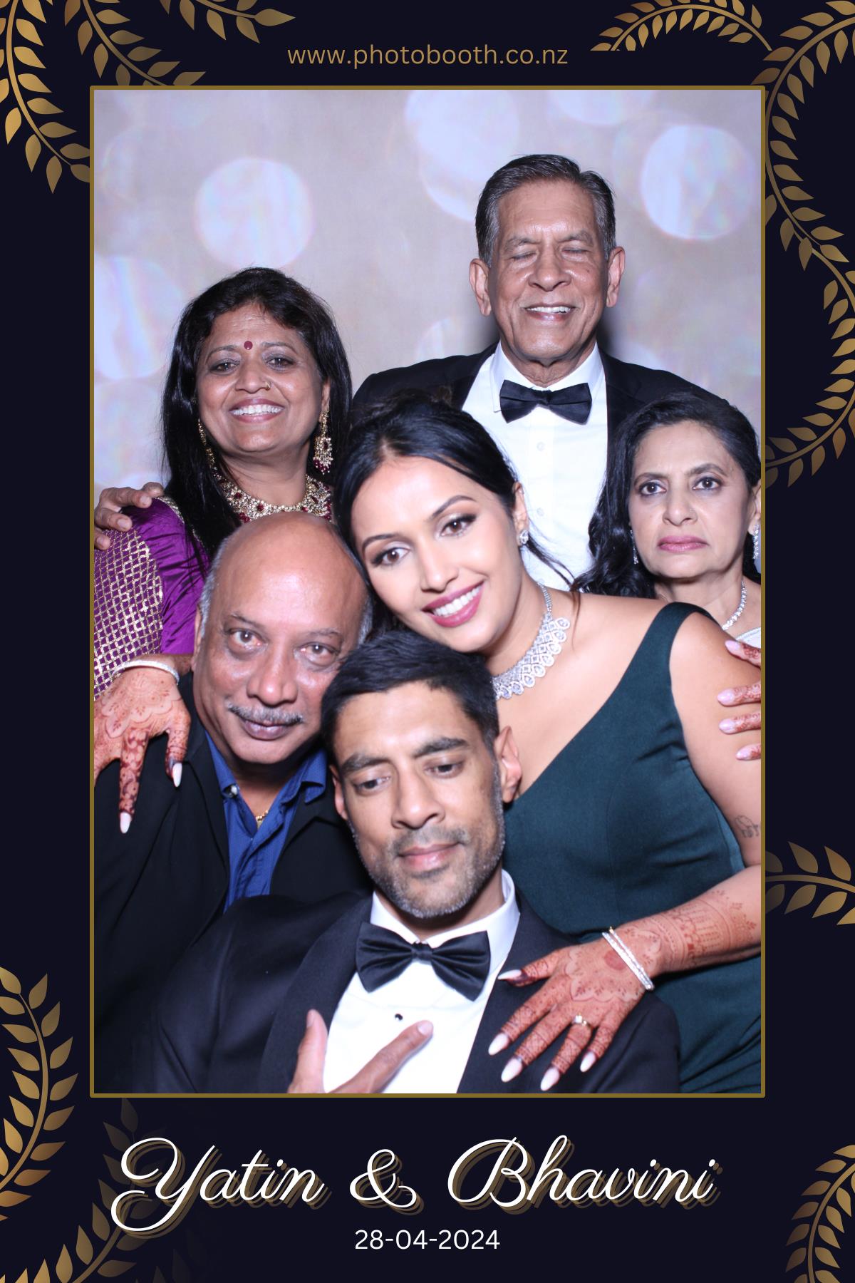 Yatin & Bhavini's Wedding | View more photos from the event at gallery.photobooth.co.nz/u/SelfieCentral/Yatin-Bhavinis-Wedding
