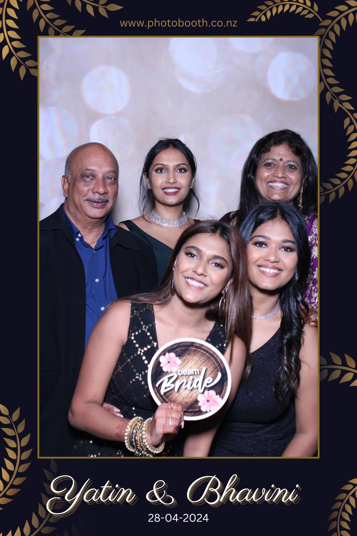 Yatin & Bhavini's Wedding | View more photos from the event at gallery.photobooth.co.nz/u/SelfieCentral/Yatin-Bhavinis-Wedding