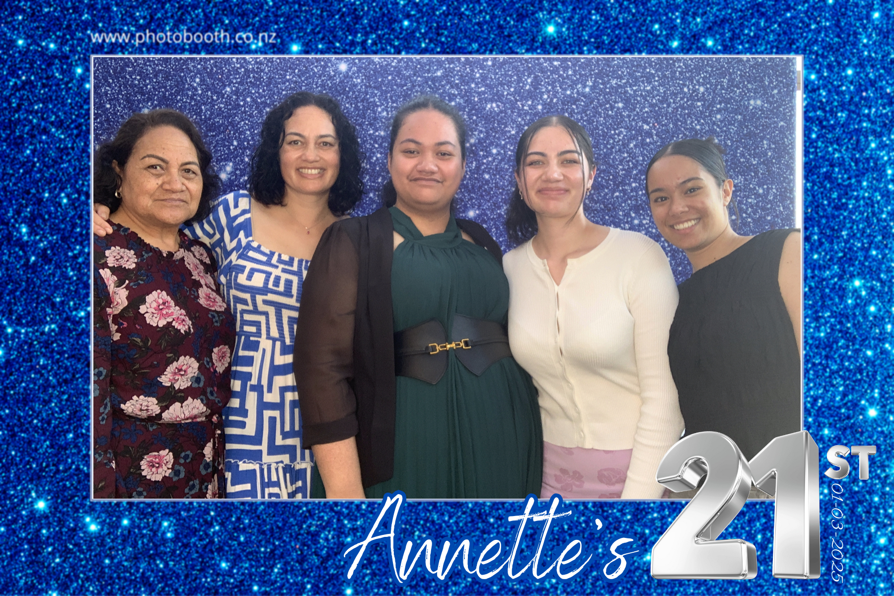 Annette's 21st | View more photos from the event at gallery.photobooth.co.nz/u/SelfieCentral/Annettes-21st