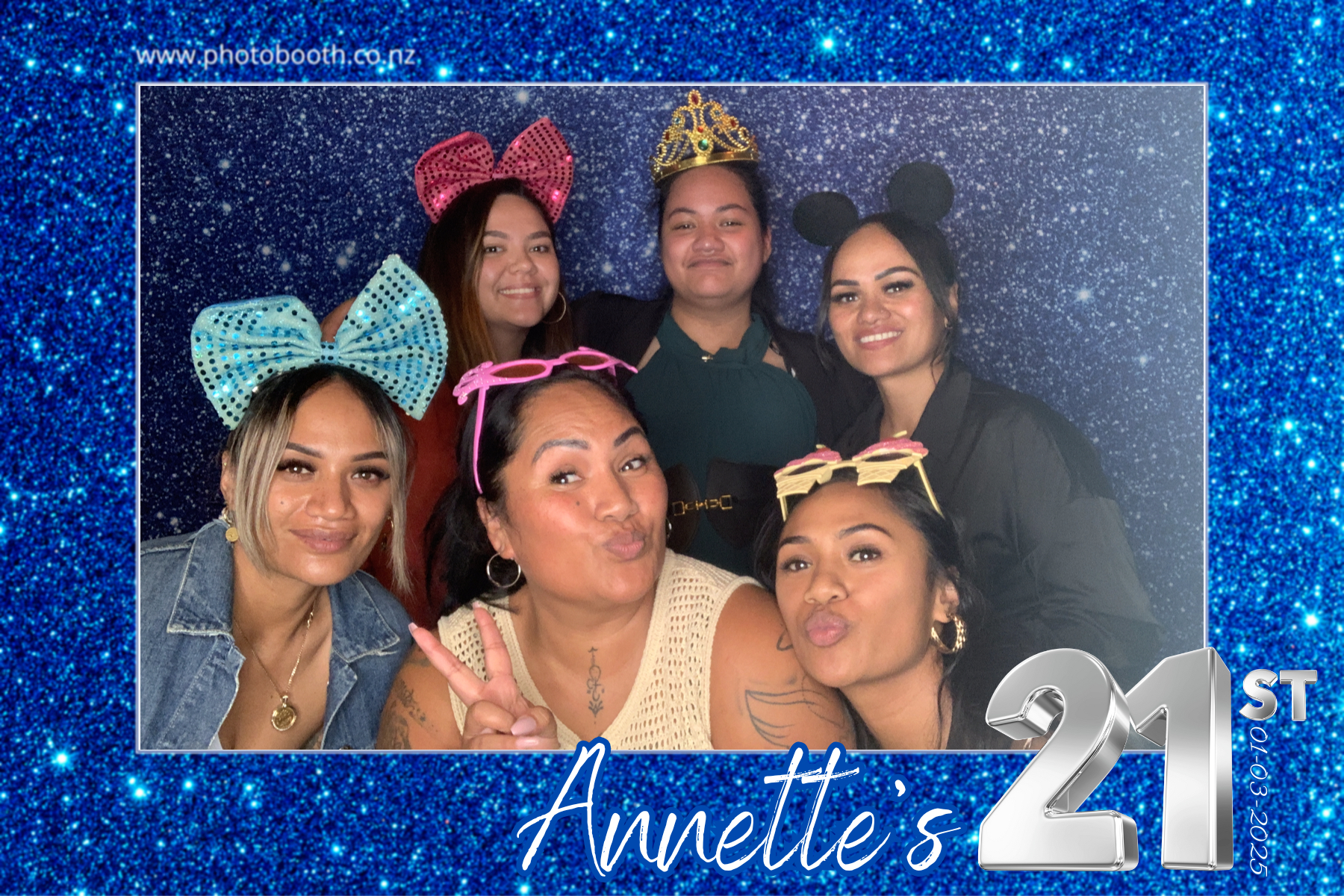 Annette's 21st | View more photos from the event at gallery.photobooth.co.nz/u/SelfieCentral/Annettes-21st