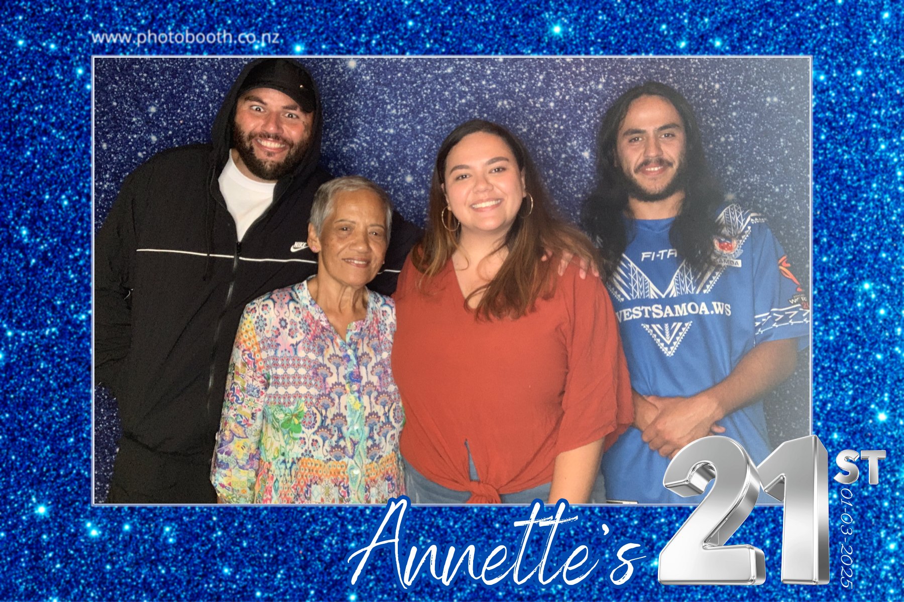Annette's 21st | View more photos from the event at gallery.photobooth.co.nz/u/SelfieCentral/Annettes-21st