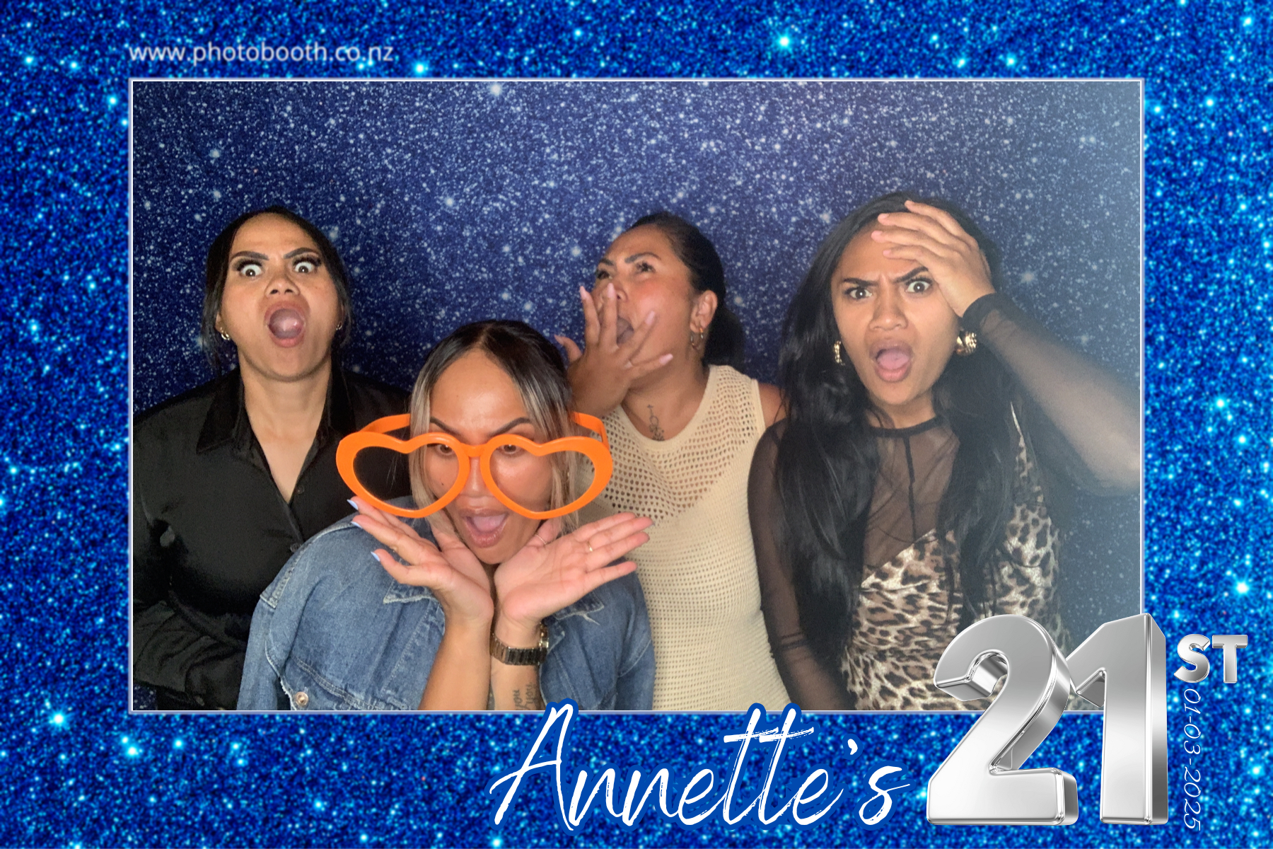 Annette's 21st | View more photos from the event at gallery.photobooth.co.nz/u/SelfieCentral/Annettes-21st