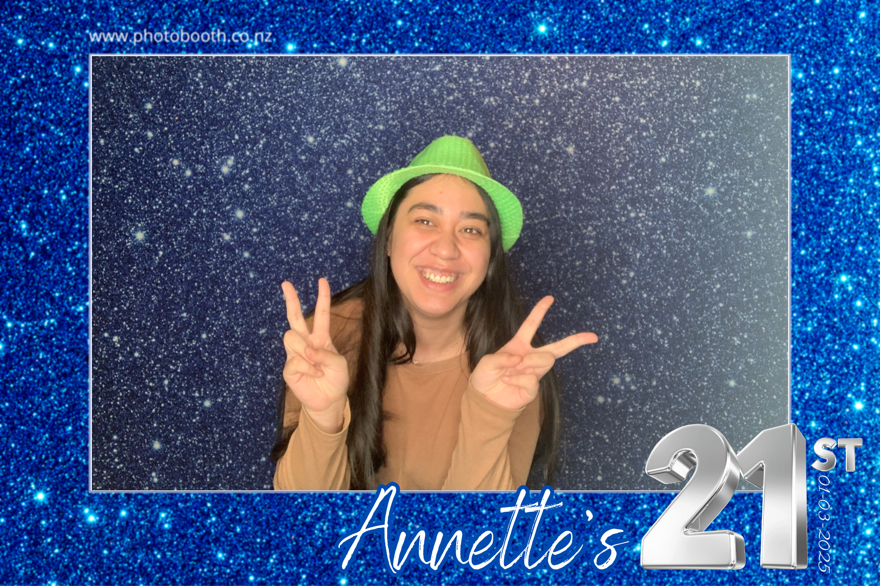 Annette's 21st | View more photos from the event at gallery.photobooth.co.nz/u/SelfieCentral/Annettes-21st