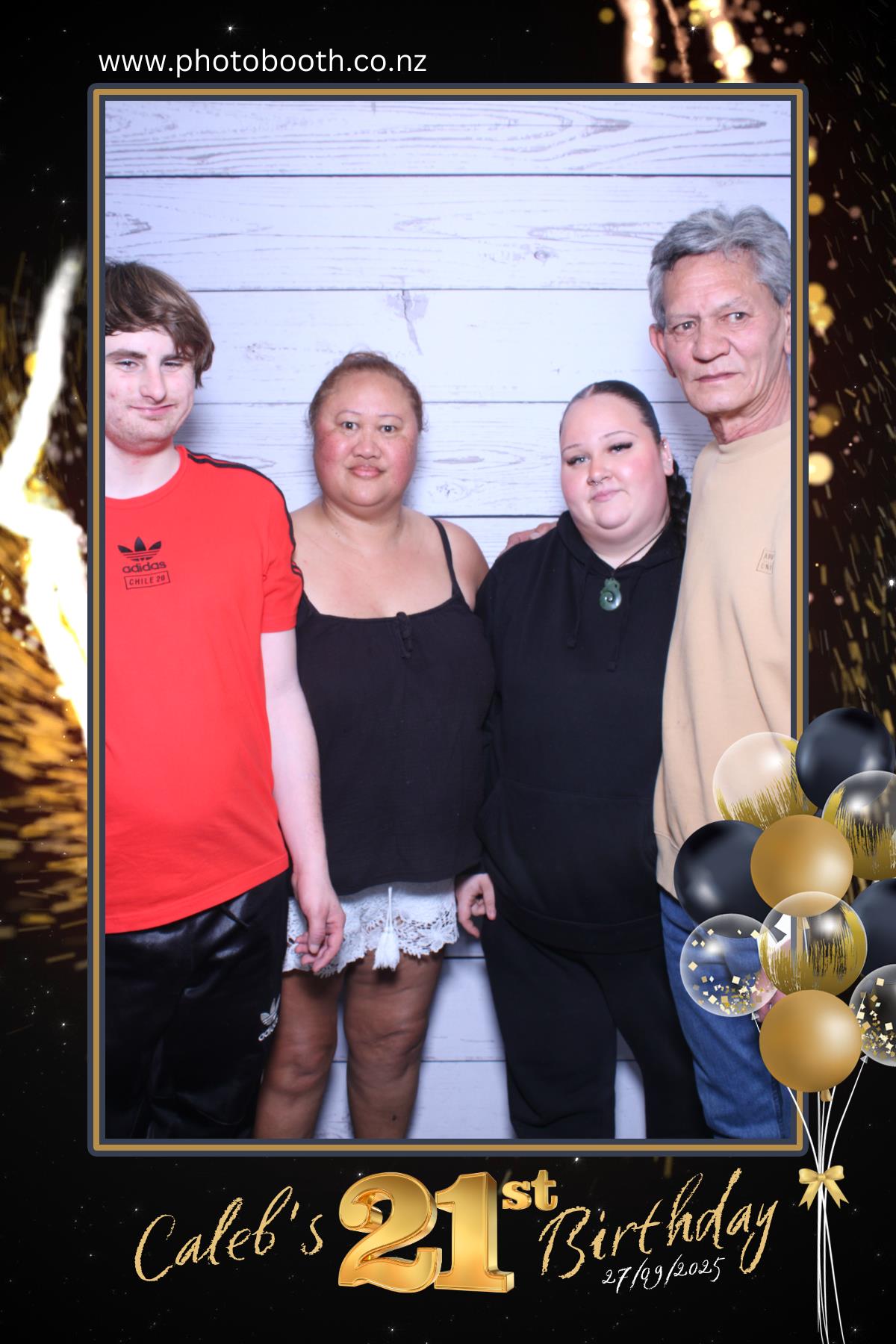 Caleb's 21st | View more photos from the event at gallery.photobooth.co.nz/u/SelfieCentral/Calebs-21st