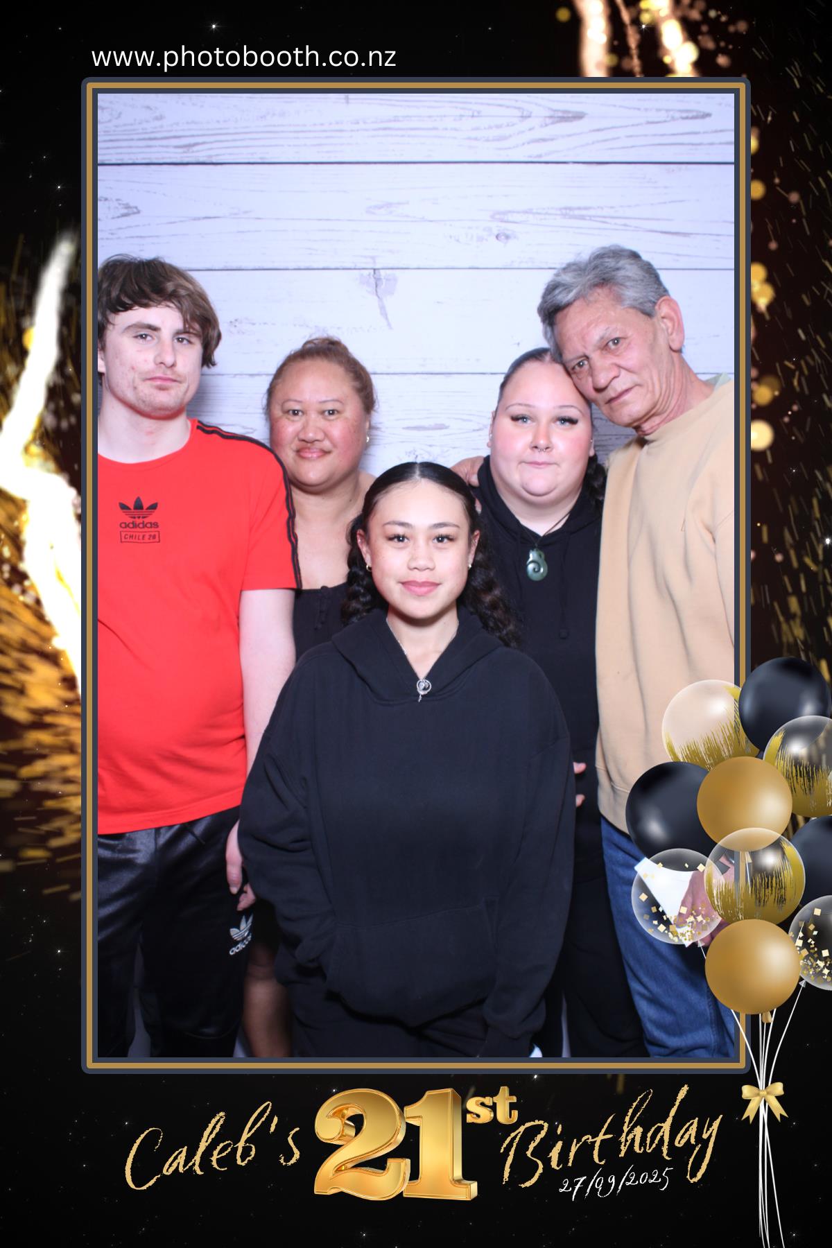Caleb's 21st | View more photos from the event at gallery.photobooth.co.nz/u/SelfieCentral/Calebs-21st