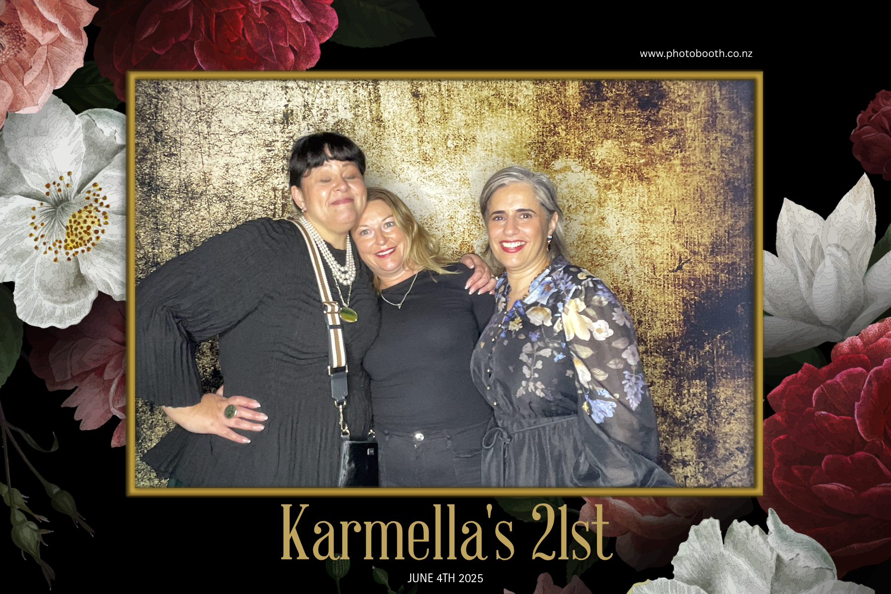 Karmella's 21st | View more photos from the event at gallery.photobooth.co.nz/u/SelfieCentral/Karmellas-21st
