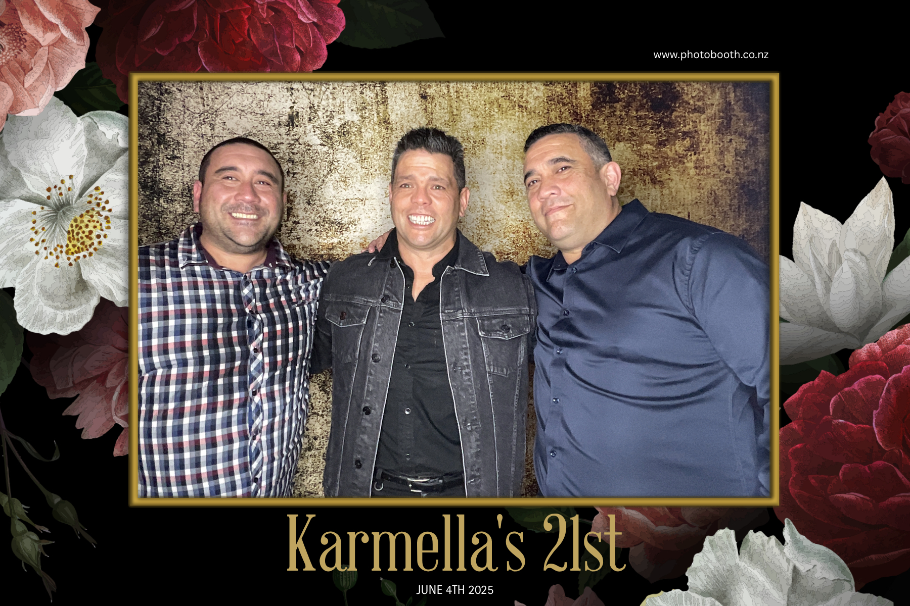 Karmella's 21st | View more photos from the event at gallery.photobooth.co.nz/u/SelfieCentral/Karmellas-21st