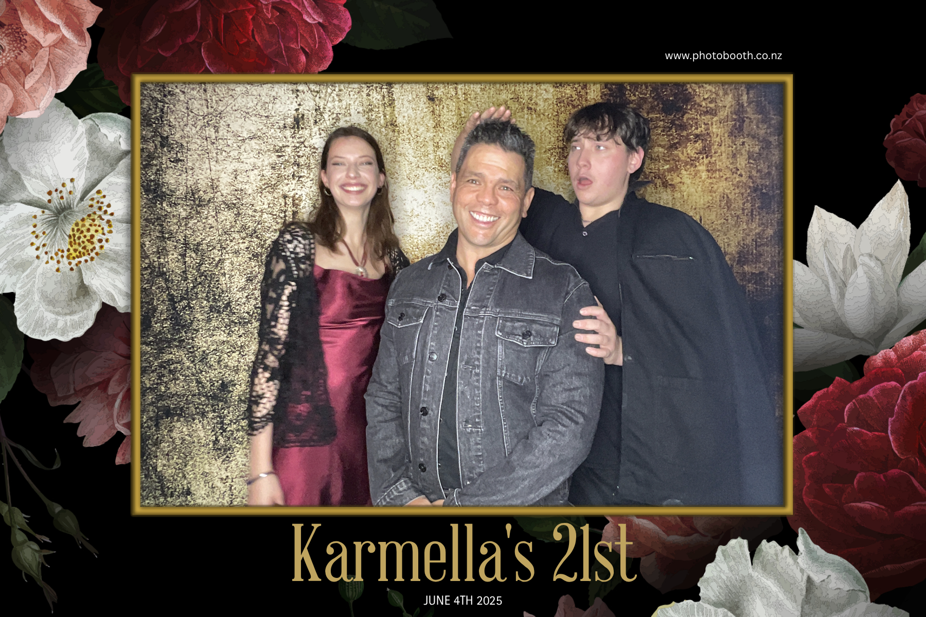 Karmella's 21st | View more photos from the event at gallery.photobooth.co.nz/u/SelfieCentral/Karmellas-21st
