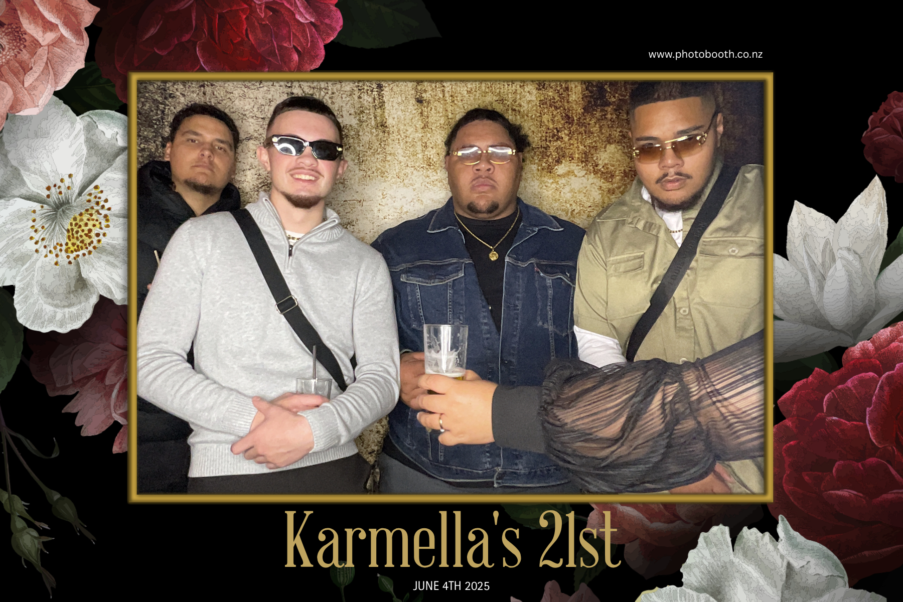 Karmella's 21st | View more photos from the event at gallery.photobooth.co.nz/u/SelfieCentral/Karmellas-21st