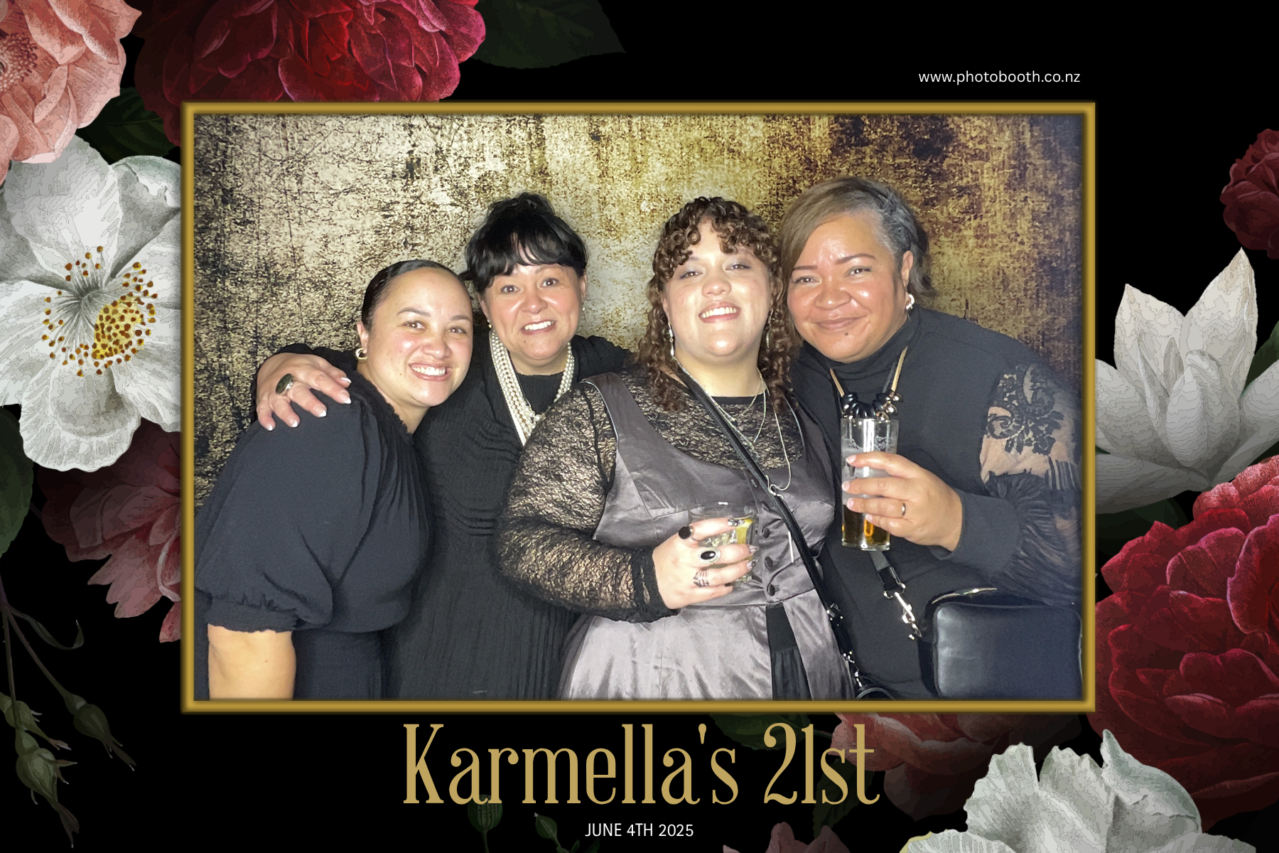 Karmella's 21st | View more photos from the event at gallery.photobooth.co.nz/u/SelfieCentral/Karmellas-21st