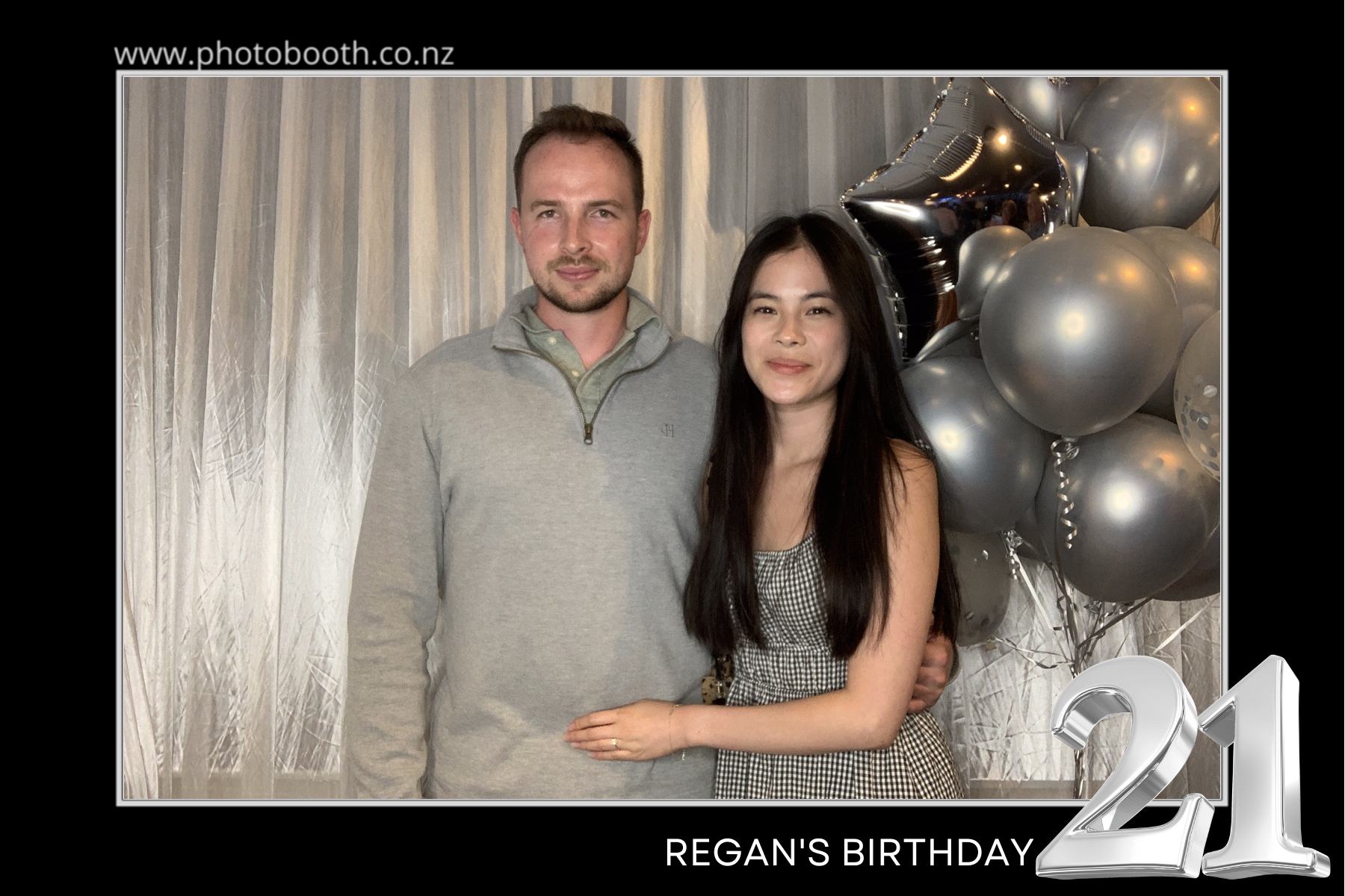 Regan's 21st | View more photos from the event at gallery.photobooth.co.nz/u/SelfieCentral/Regans-21st