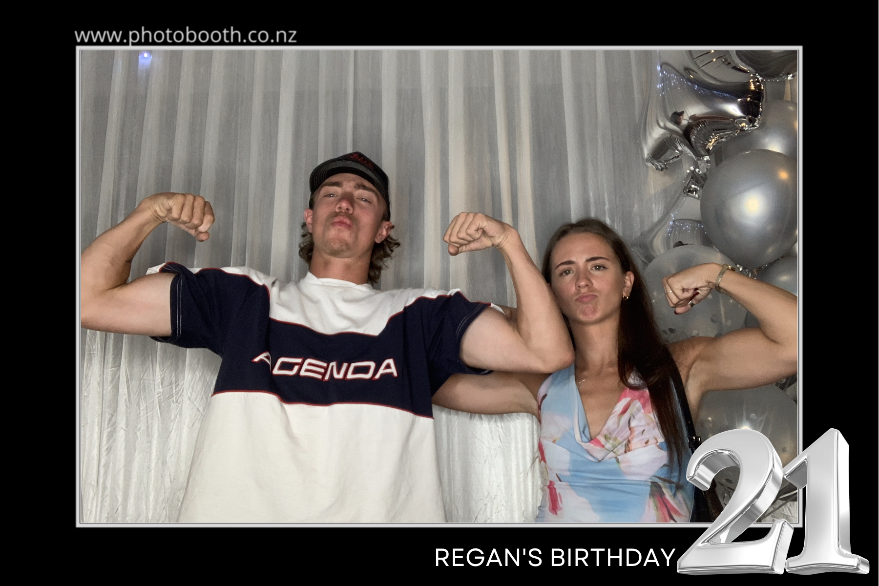 Regan's 21st | View more photos from the event at gallery.photobooth.co.nz/u/SelfieCentral/Regans-21st