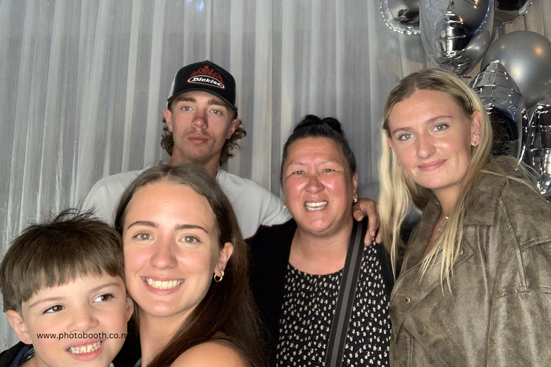 Regan's 21st | View more photos from the event at gallery.photobooth.co.nz/u/SelfieCentral/Regans-21st