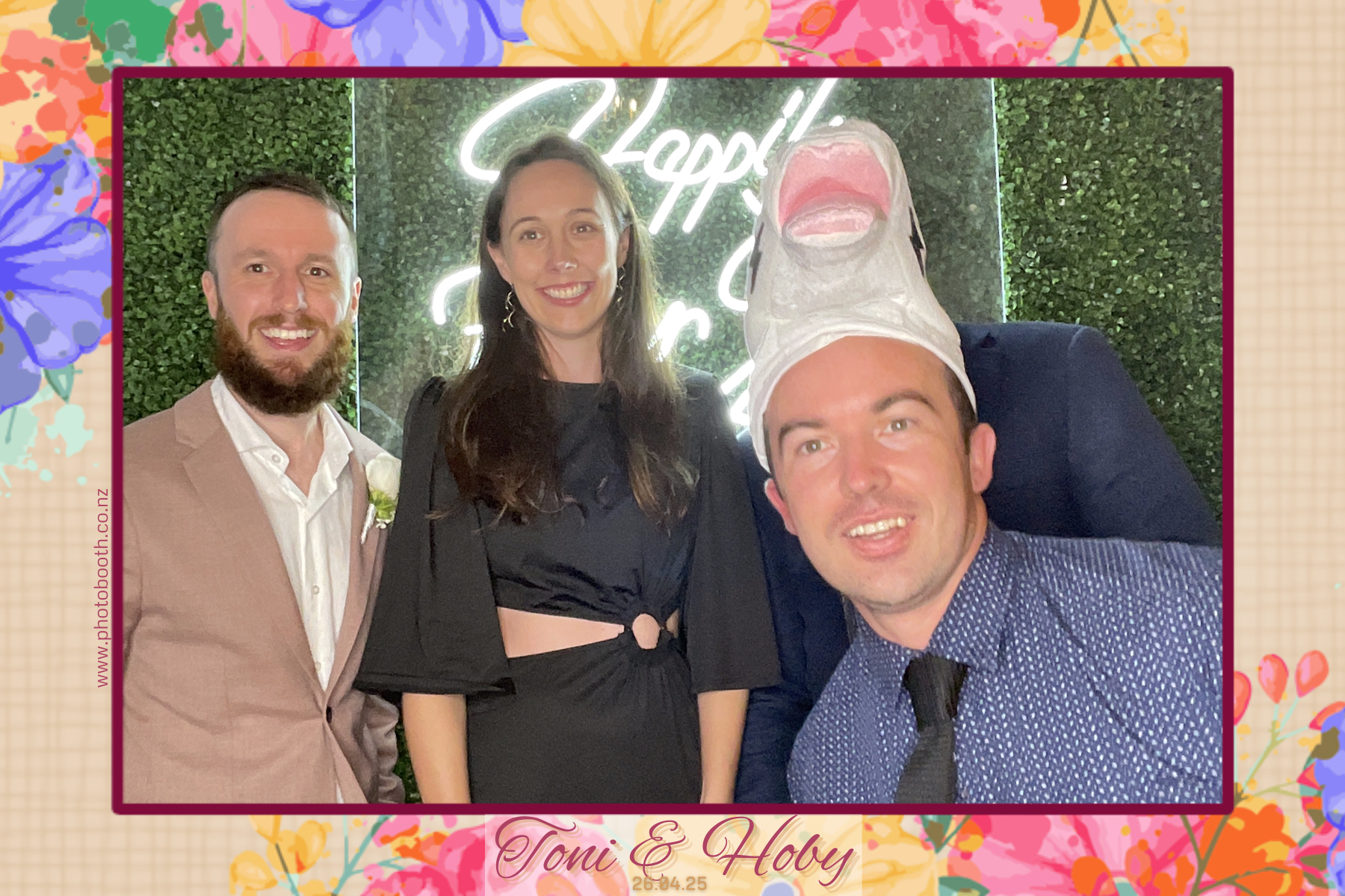 Toni & Hoby's Wedding | View more photos from the event at gallery.photobooth.co.nz/u/SelfieCentral/Toni-Hobys-Wedding