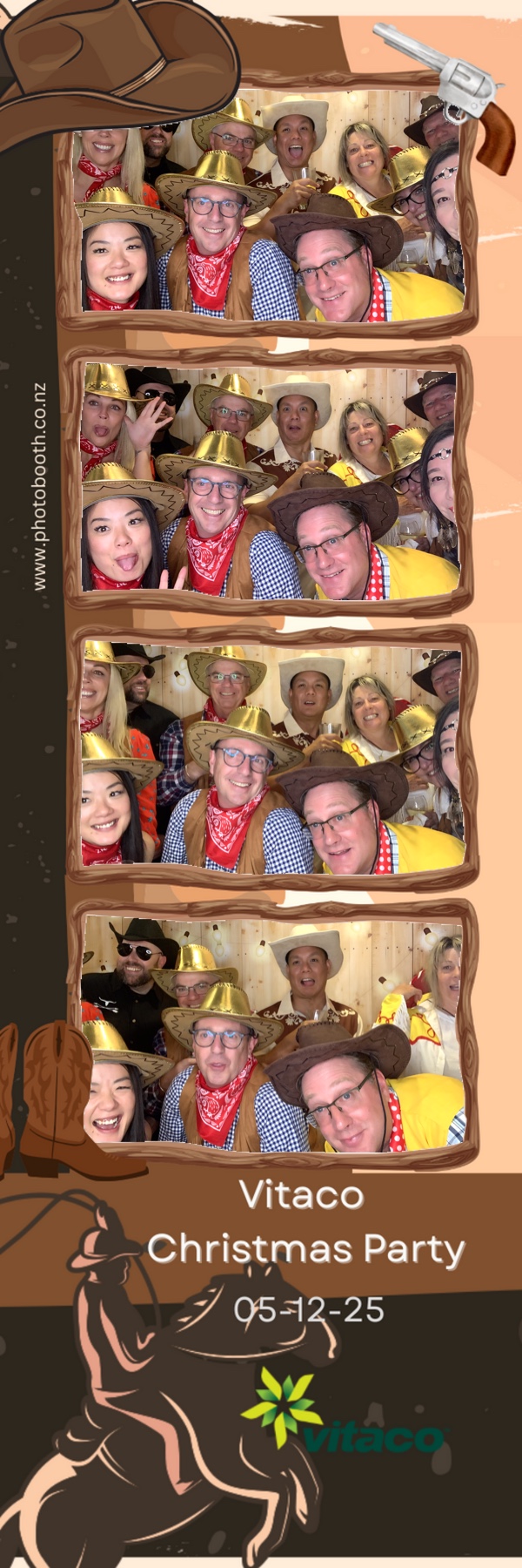 Vitaco Christmas Party | View more photos from the event at gallery.photobooth.co.nz/u/SelfieCentral/Vitaco-Christmas-Party-1