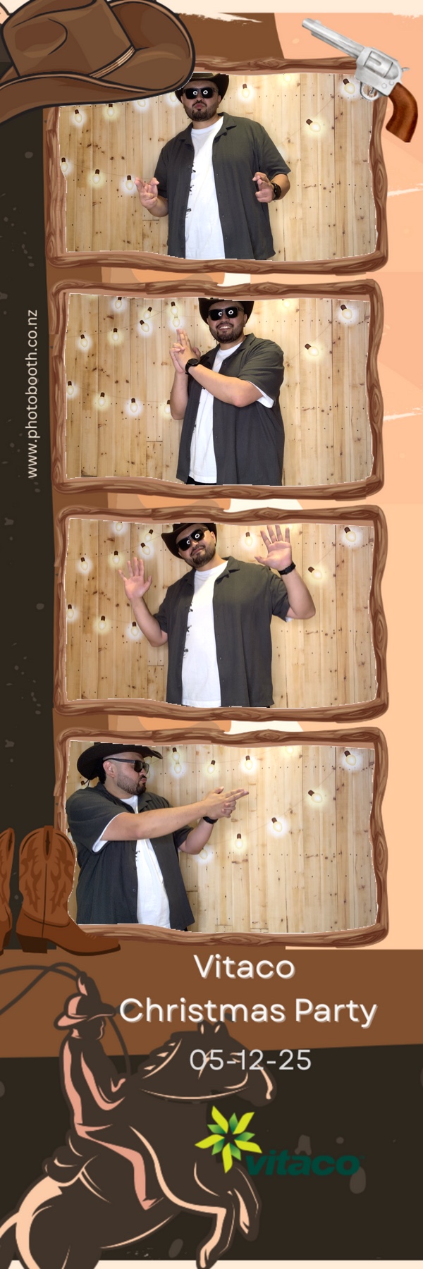 Vitaco Christmas Party | View more photos from the event at gallery.photobooth.co.nz/u/SelfieCentral/Vitaco-Christmas-Party-1