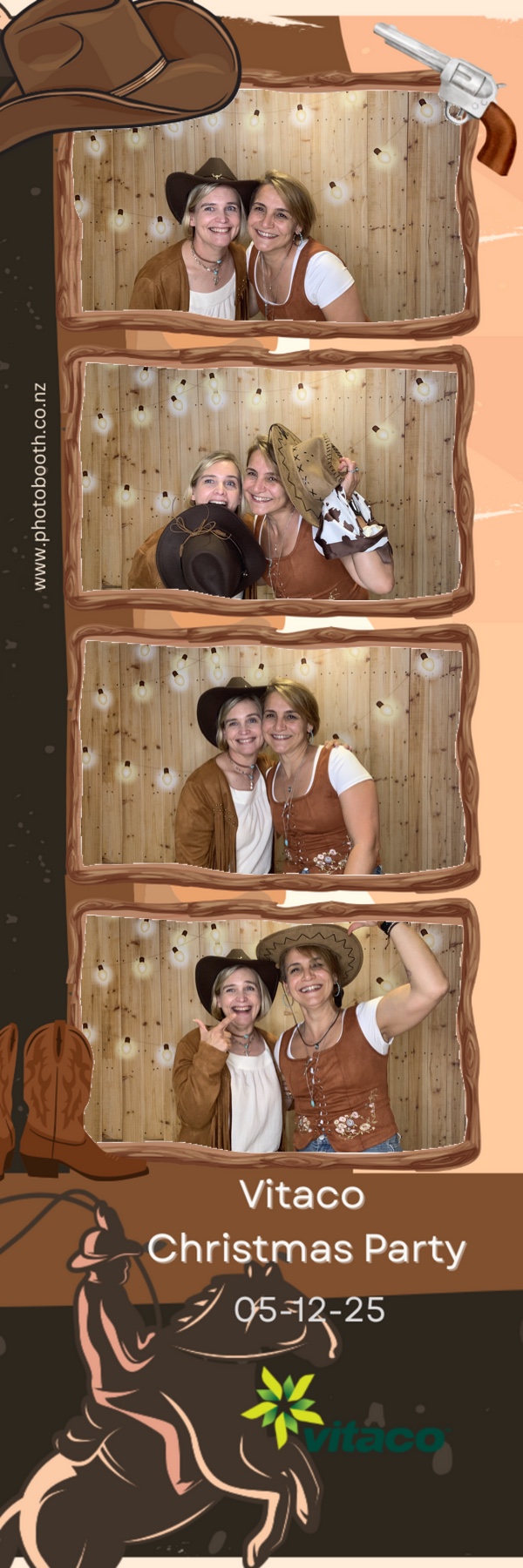 Vitaco Christmas Party | View more photos from the event at gallery.photobooth.co.nz/u/SelfieCentral/Vitaco-Christmas-Party-1