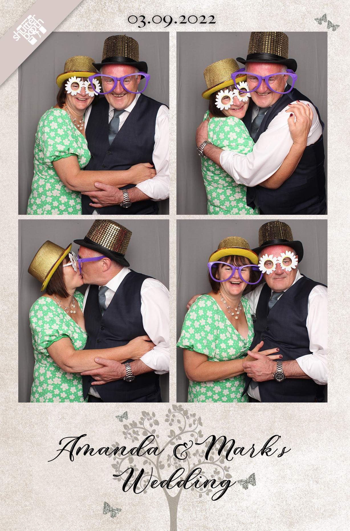 Mr & Mrs Magnavacca | View more photos from the event at gallery.shutterbooth.co.uk/u/Shutterbooth/Mr-Mrs-Magnavacca