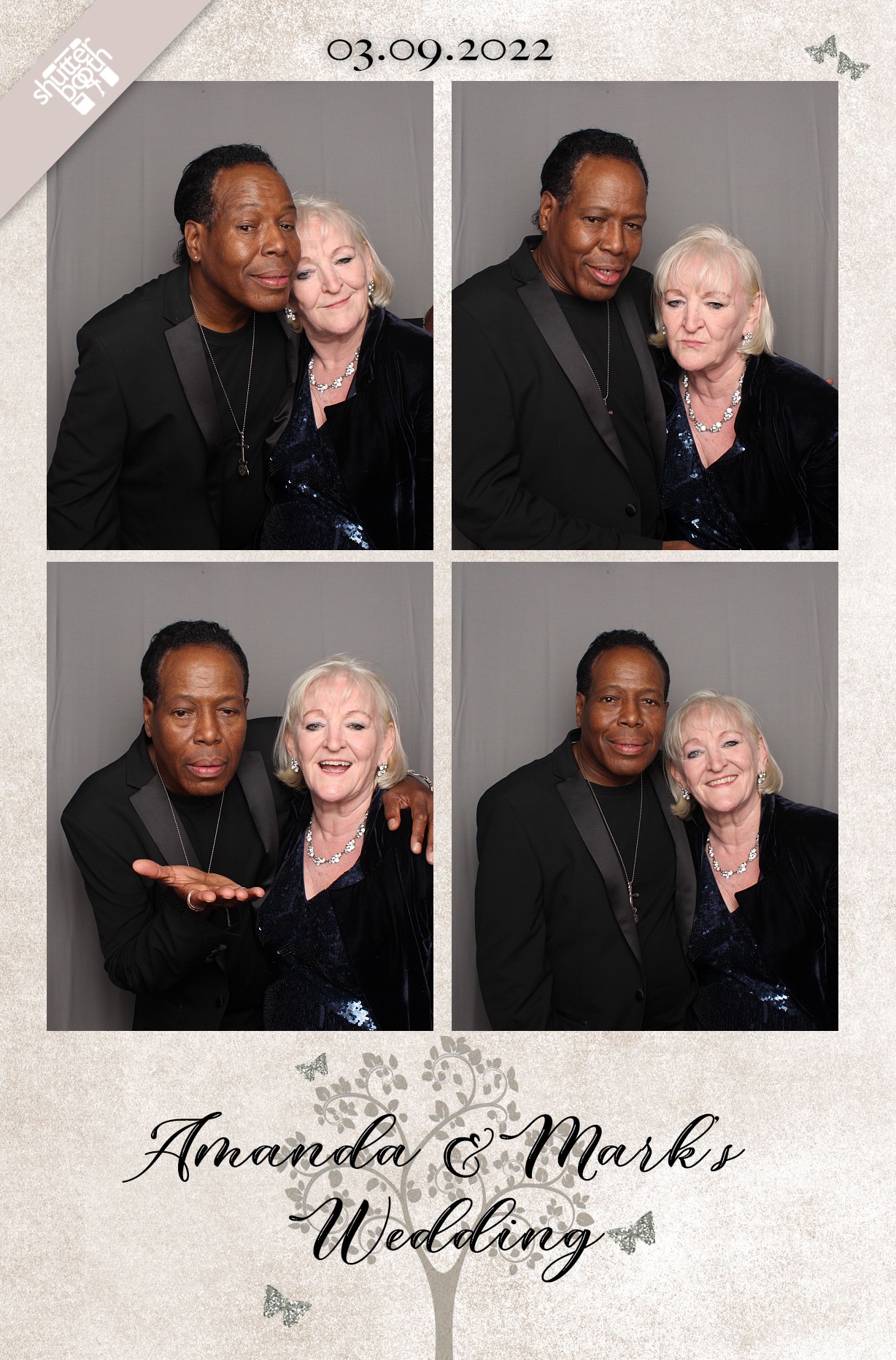 Mr & Mrs Magnavacca | View more photos from the event at gallery.shutterbooth.co.uk/u/Shutterbooth/Mr-Mrs-Magnavacca
