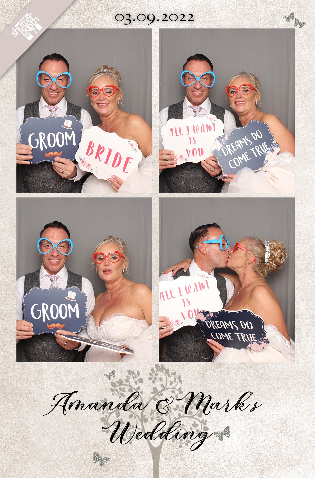 Mr & Mrs Magnavacca | View more photos from the event at gallery.shutterbooth.co.uk/u/Shutterbooth/Mr-Mrs-Magnavacca