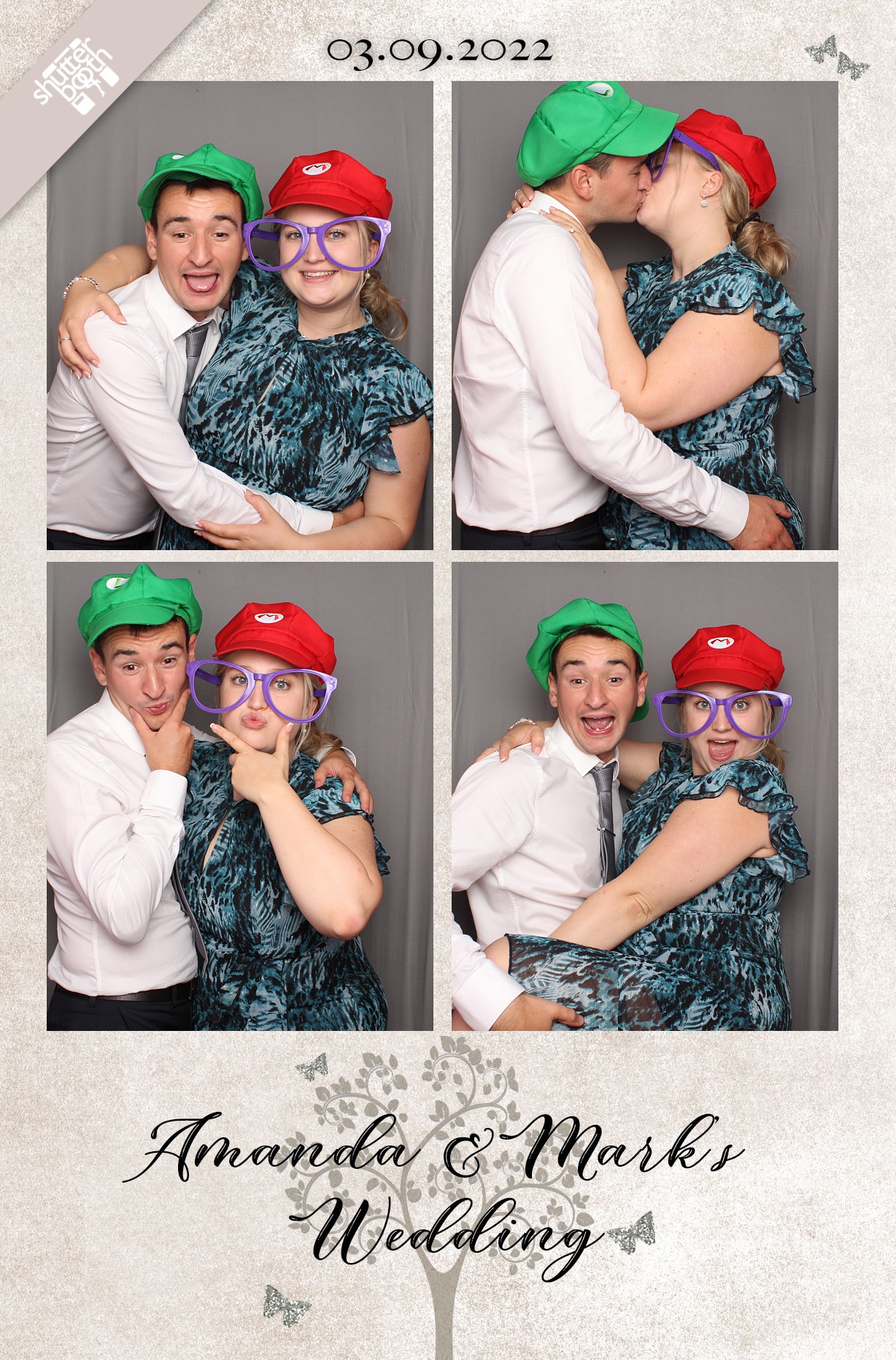 Mr & Mrs Magnavacca | View more photos from the event at gallery.shutterbooth.co.uk/u/Shutterbooth/Mr-Mrs-Magnavacca