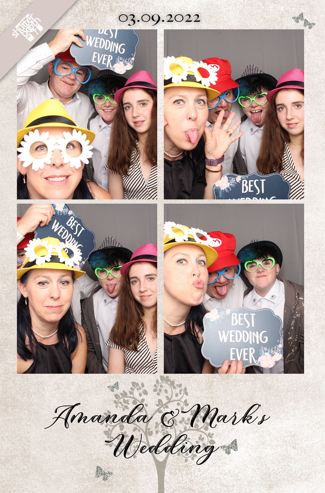 Mr & Mrs Magnavacca | View more photos from the event at gallery.shutterbooth.co.uk/u/Shutterbooth/Mr-Mrs-Magnavacca