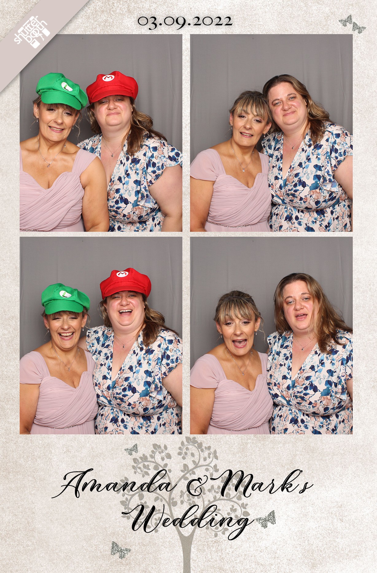 Mr & Mrs Magnavacca | View more photos from the event at gallery.shutterbooth.co.uk/u/Shutterbooth/Mr-Mrs-Magnavacca
