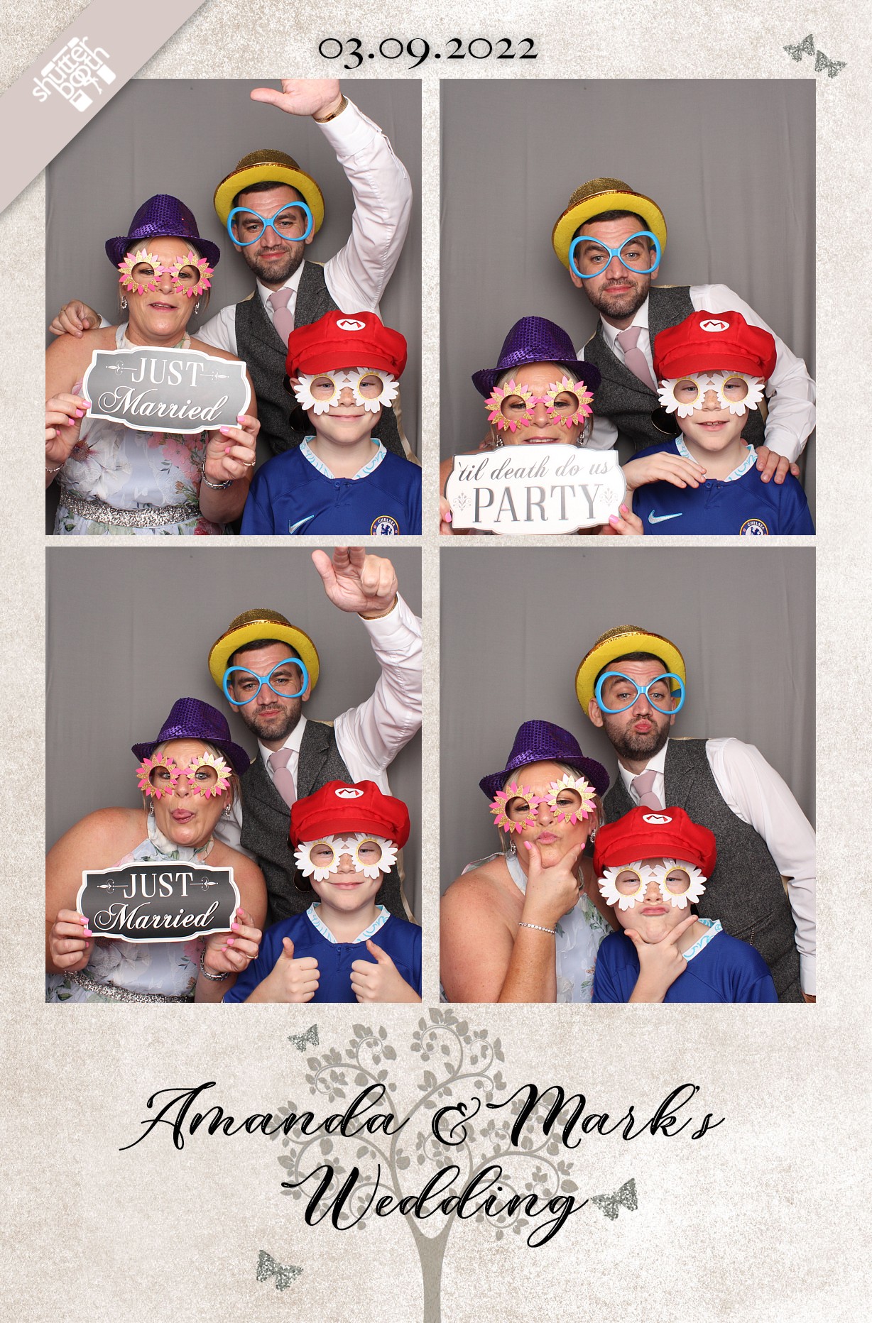 Mr & Mrs Magnavacca | View more photos from the event at gallery.shutterbooth.co.uk/u/Shutterbooth/Mr-Mrs-Magnavacca