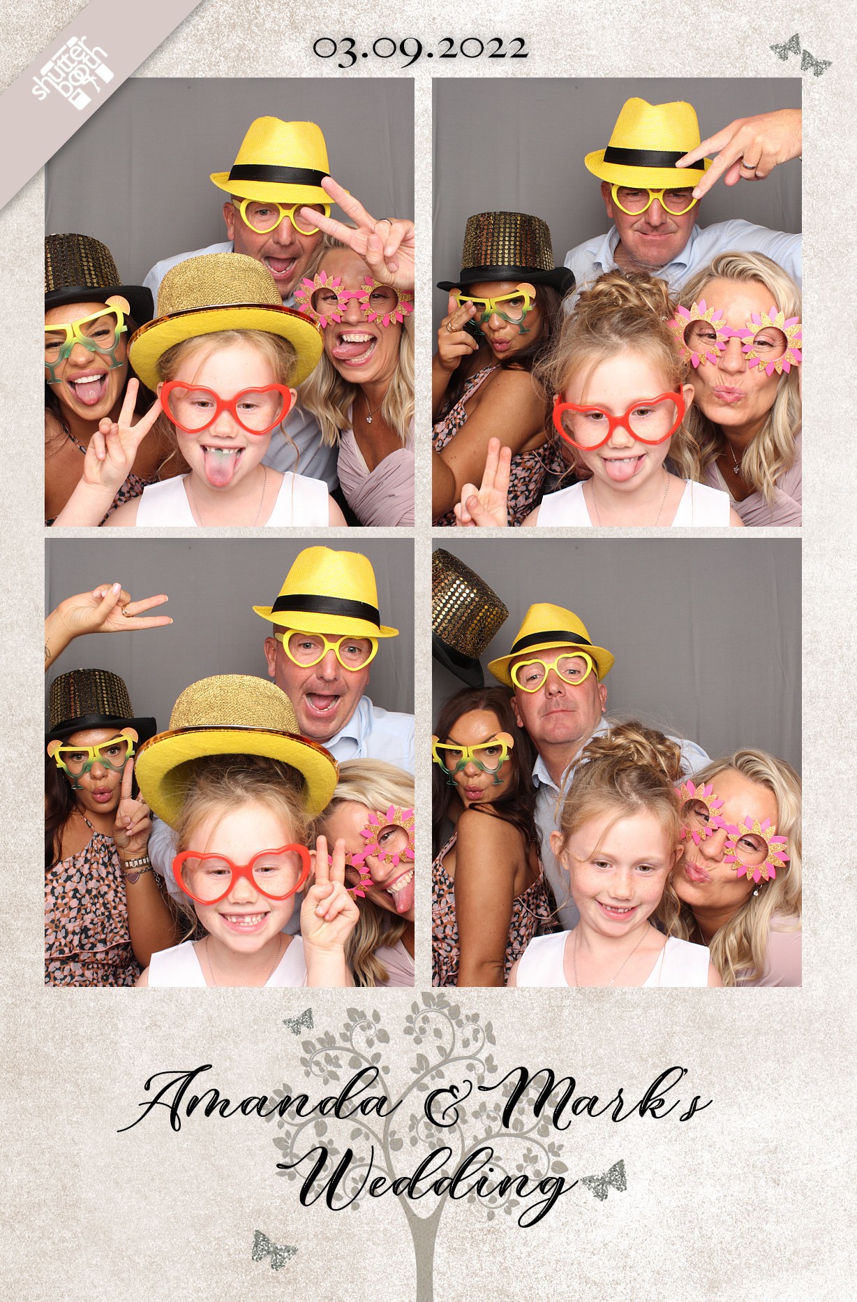 Mr & Mrs Magnavacca | View more photos from the event at gallery.shutterbooth.co.uk/u/Shutterbooth/Mr-Mrs-Magnavacca