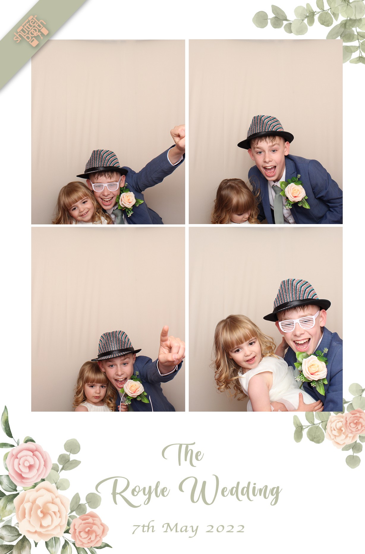 Mr & Mrs Royle | View more photos from the event at gallery.shutterbooth.co.uk/u/Shutterbooth/Mr-Mrs-Royle