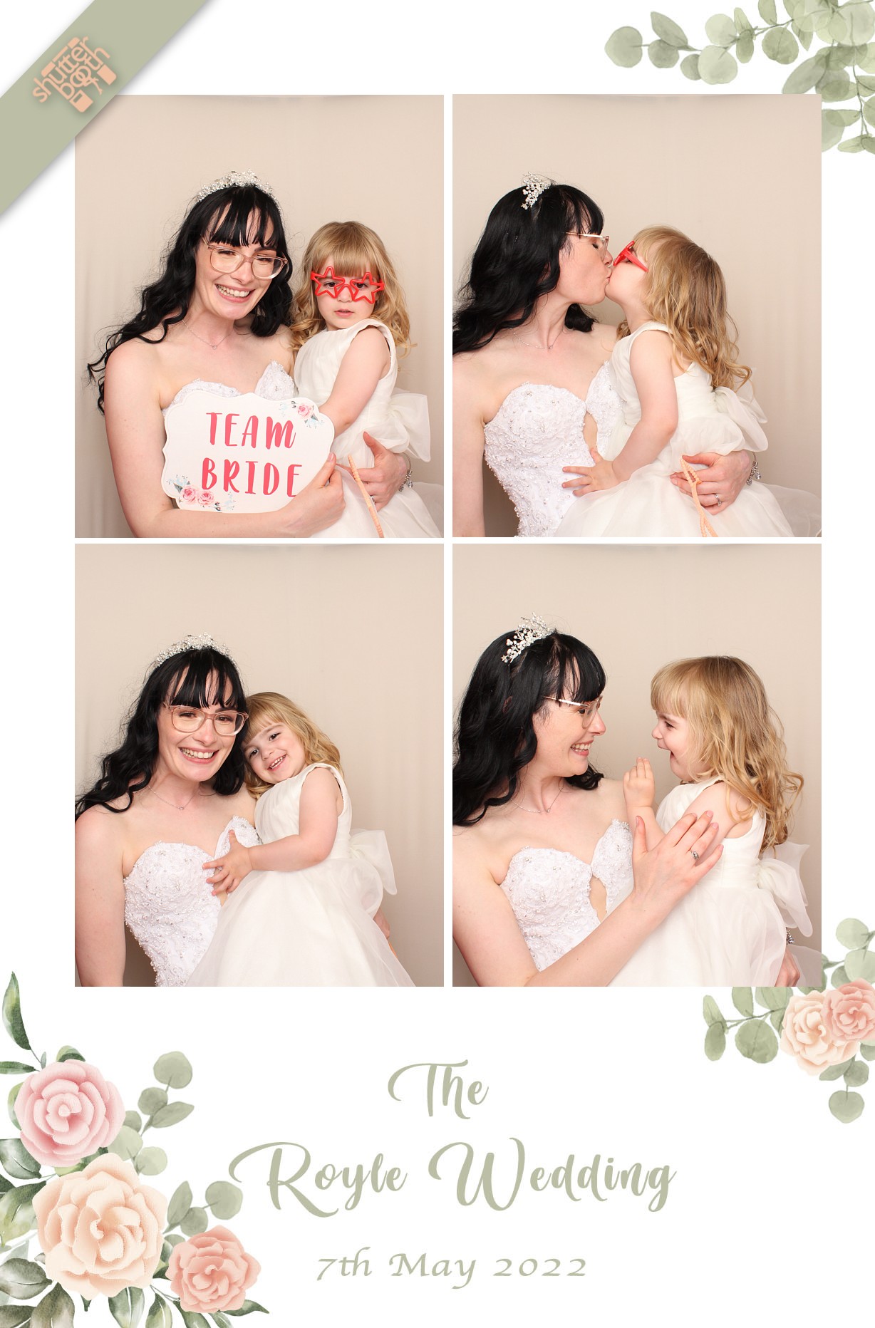 Mr & Mrs Royle | View more photos from the event at gallery.shutterbooth.co.uk/u/Shutterbooth/Mr-Mrs-Royle