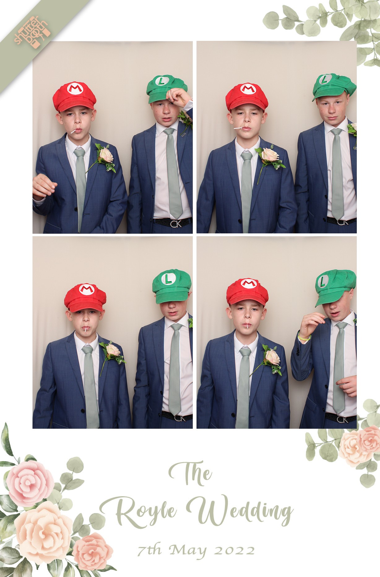 Mr & Mrs Royle | View more photos from the event at gallery.shutterbooth.co.uk/u/Shutterbooth/Mr-Mrs-Royle