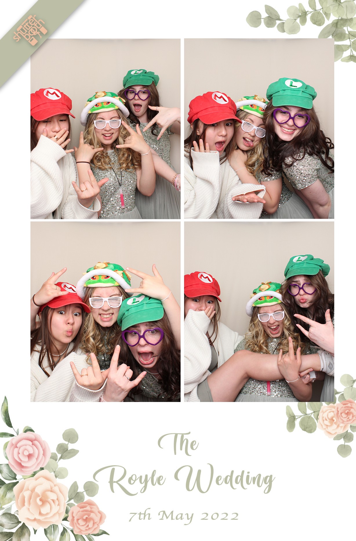 Mr & Mrs Royle | View more photos from the event at gallery.shutterbooth.co.uk/u/Shutterbooth/Mr-Mrs-Royle