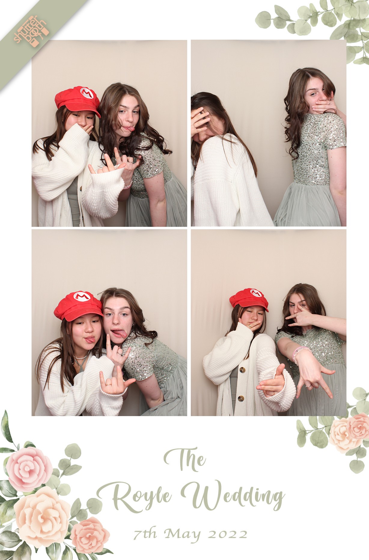 Mr & Mrs Royle | View more photos from the event at gallery.shutterbooth.co.uk/u/Shutterbooth/Mr-Mrs-Royle