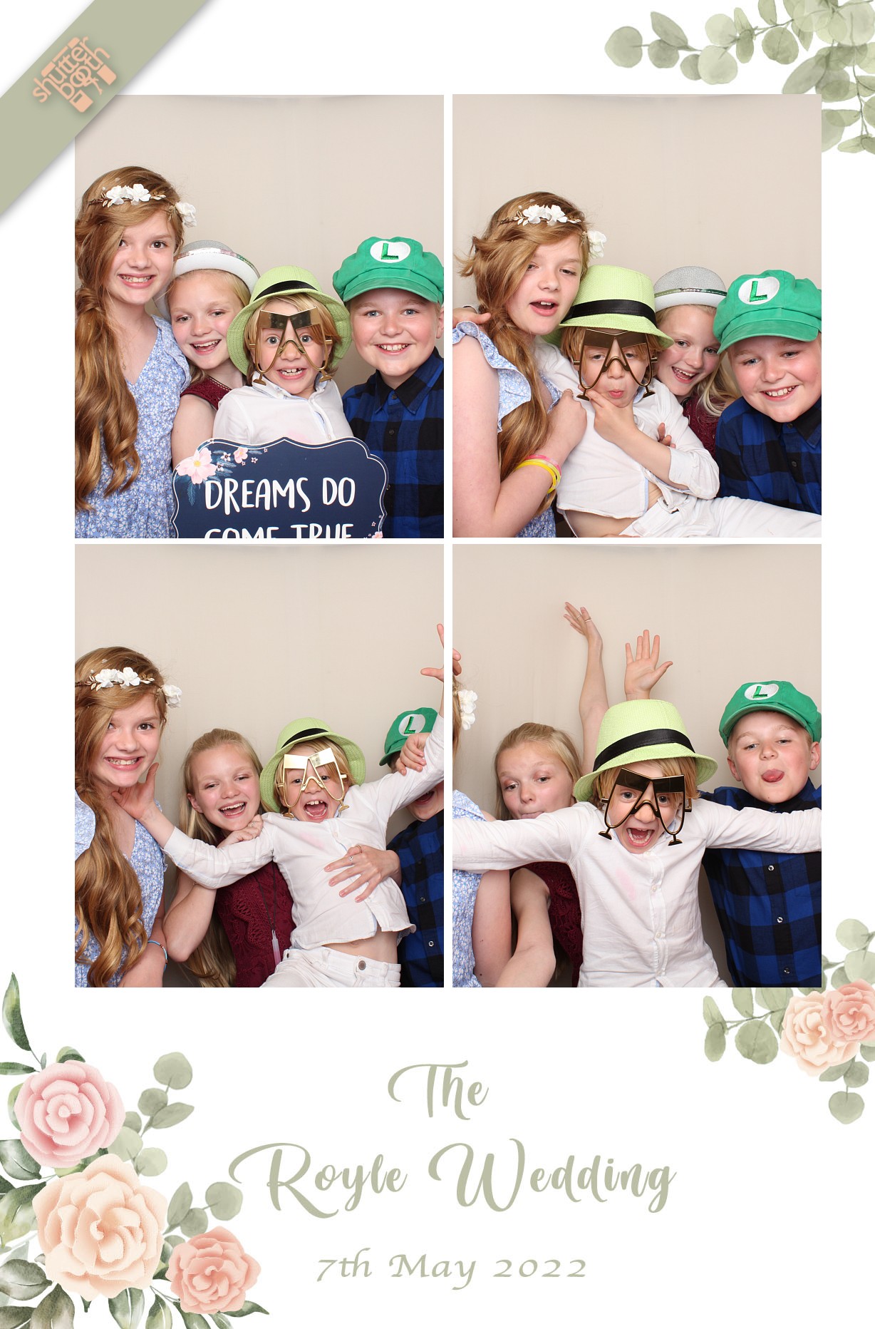 Mr & Mrs Royle | View more photos from the event at gallery.shutterbooth.co.uk/u/Shutterbooth/Mr-Mrs-Royle