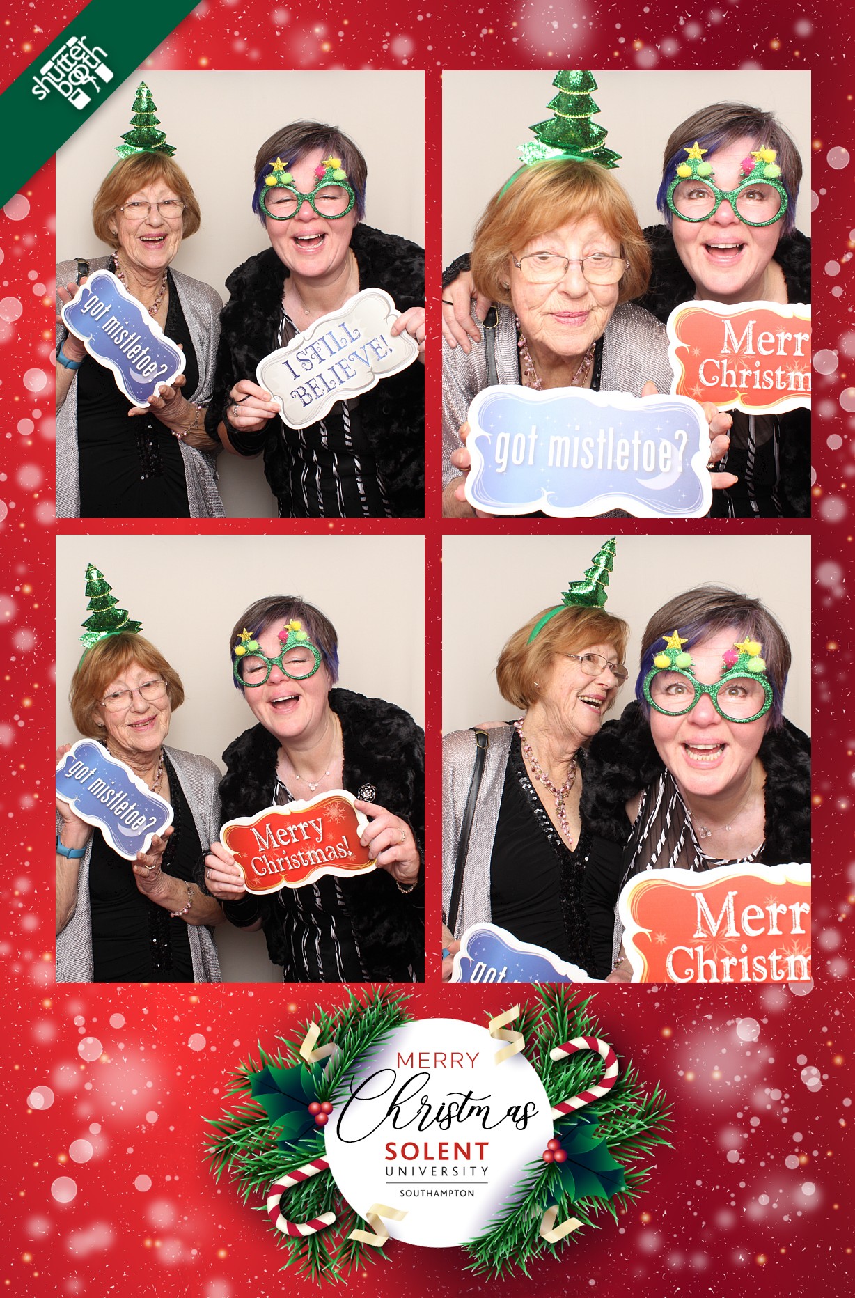 Solent Christmas Party 2022 | View more photos from the event at gallery.shutterbooth.co.uk/u/Shutterbooth/Solent-Christmas-Party-2022