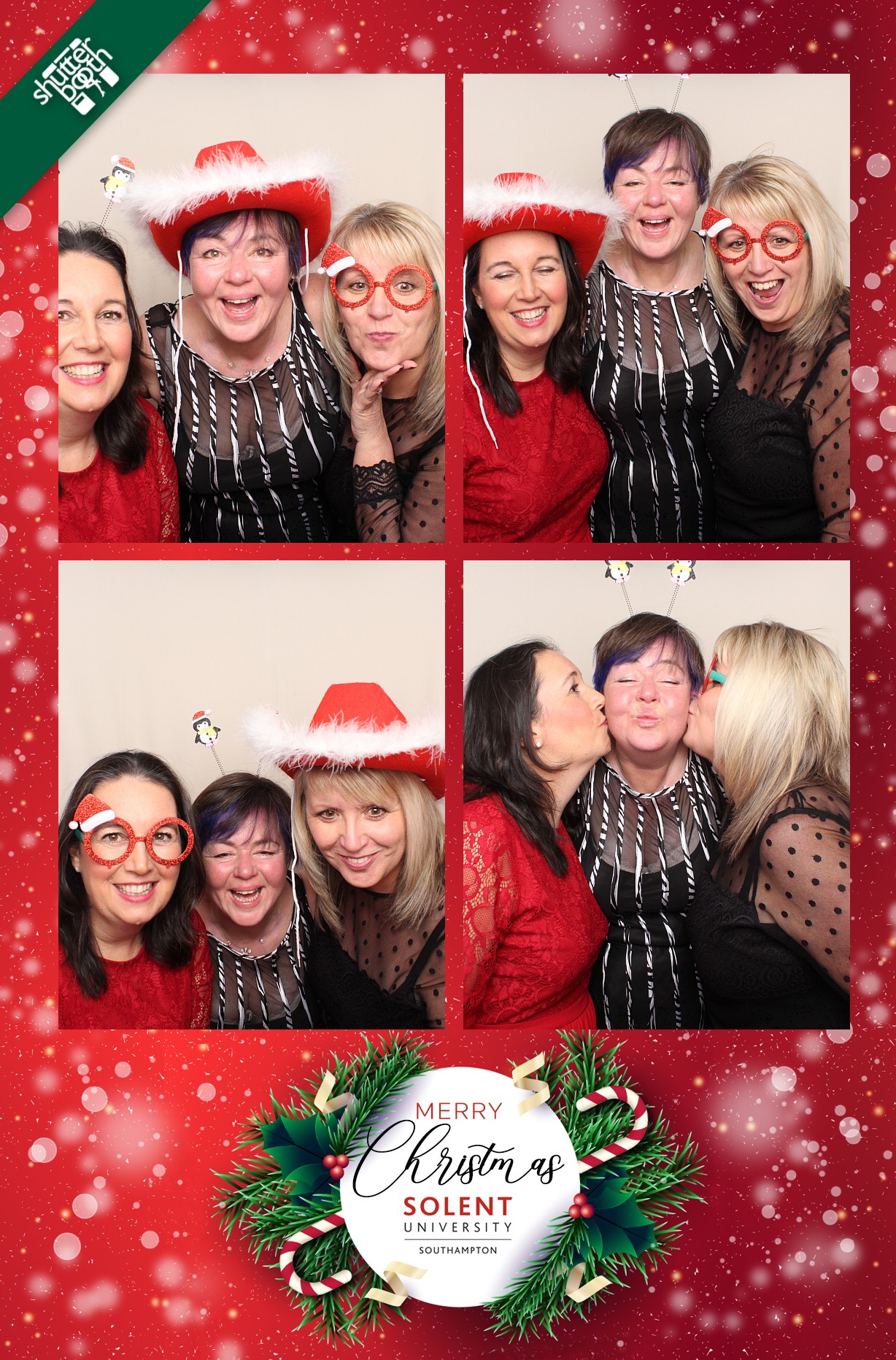 Solent Christmas Party 2022 | View more photos from the event at gallery.shutterbooth.co.uk/u/Shutterbooth/Solent-Christmas-Party-2022