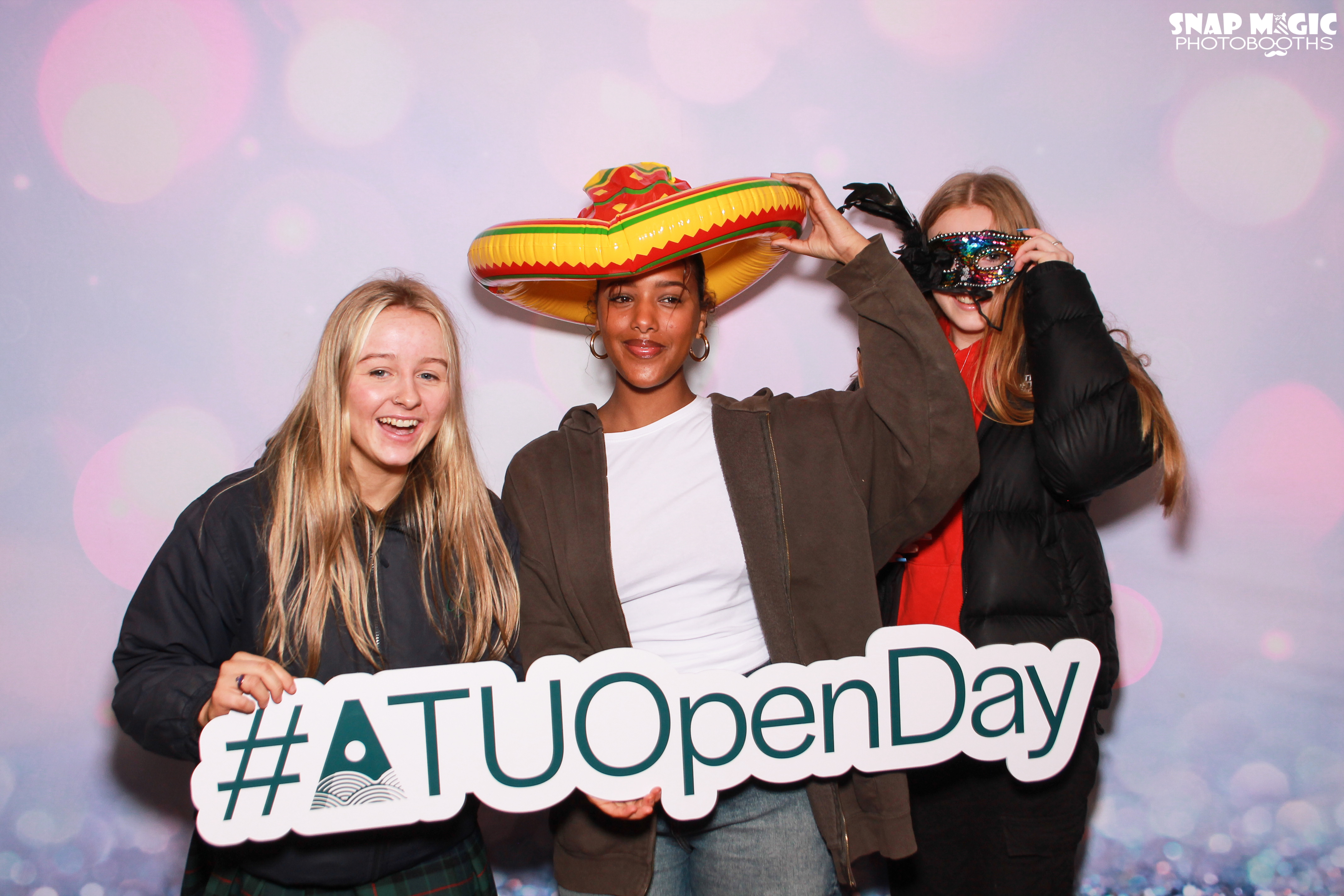 ATU Openday '22 | View more photos from the event at gallery.snapmagic.ie/u/SnapMagic/ATU-Openday-22
