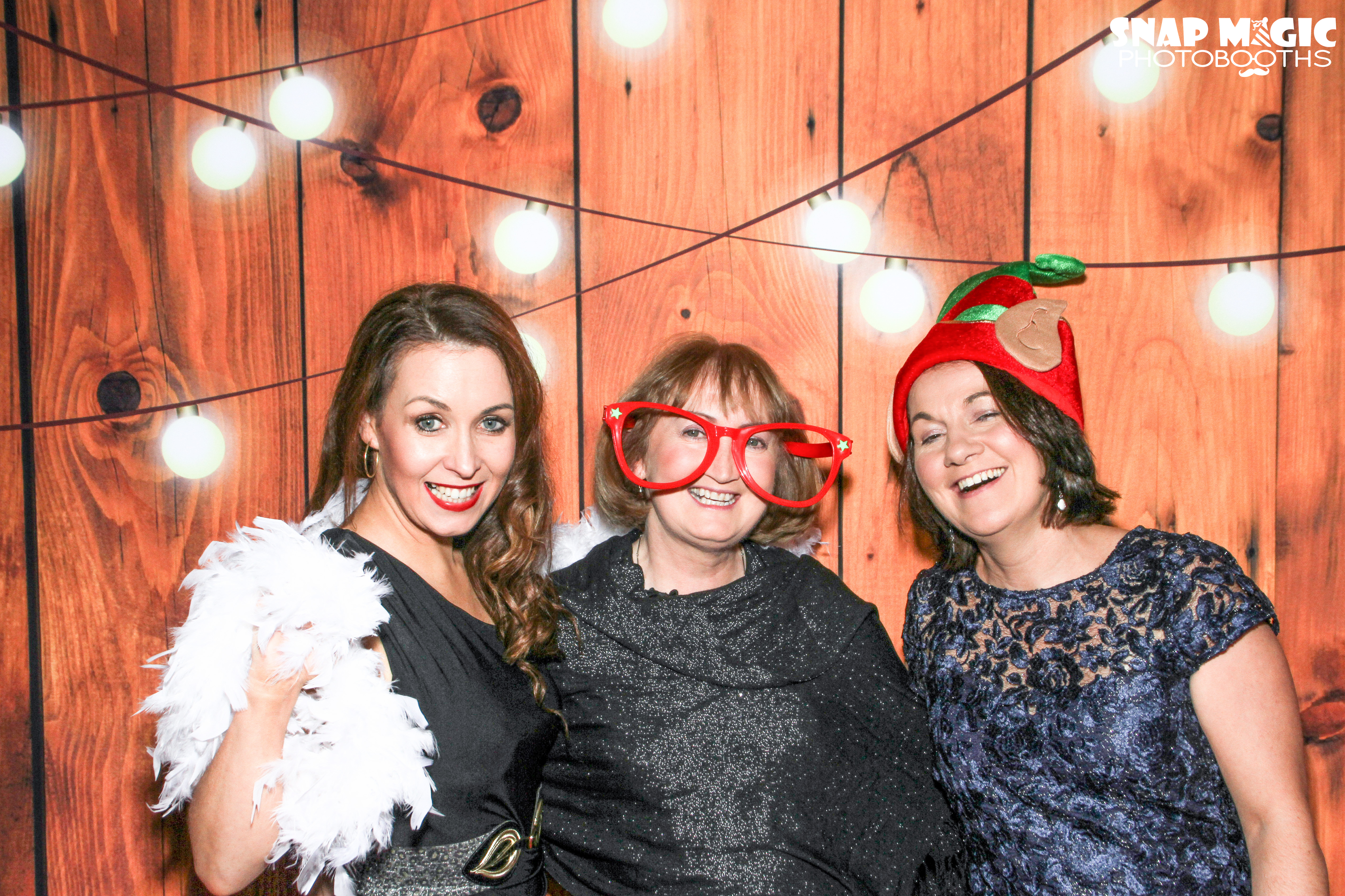 Abbott Christmas Party  | View more photos from the event at gallery.snapmagic.ie/u/SnapMagic/Abbott-Christmas-Party