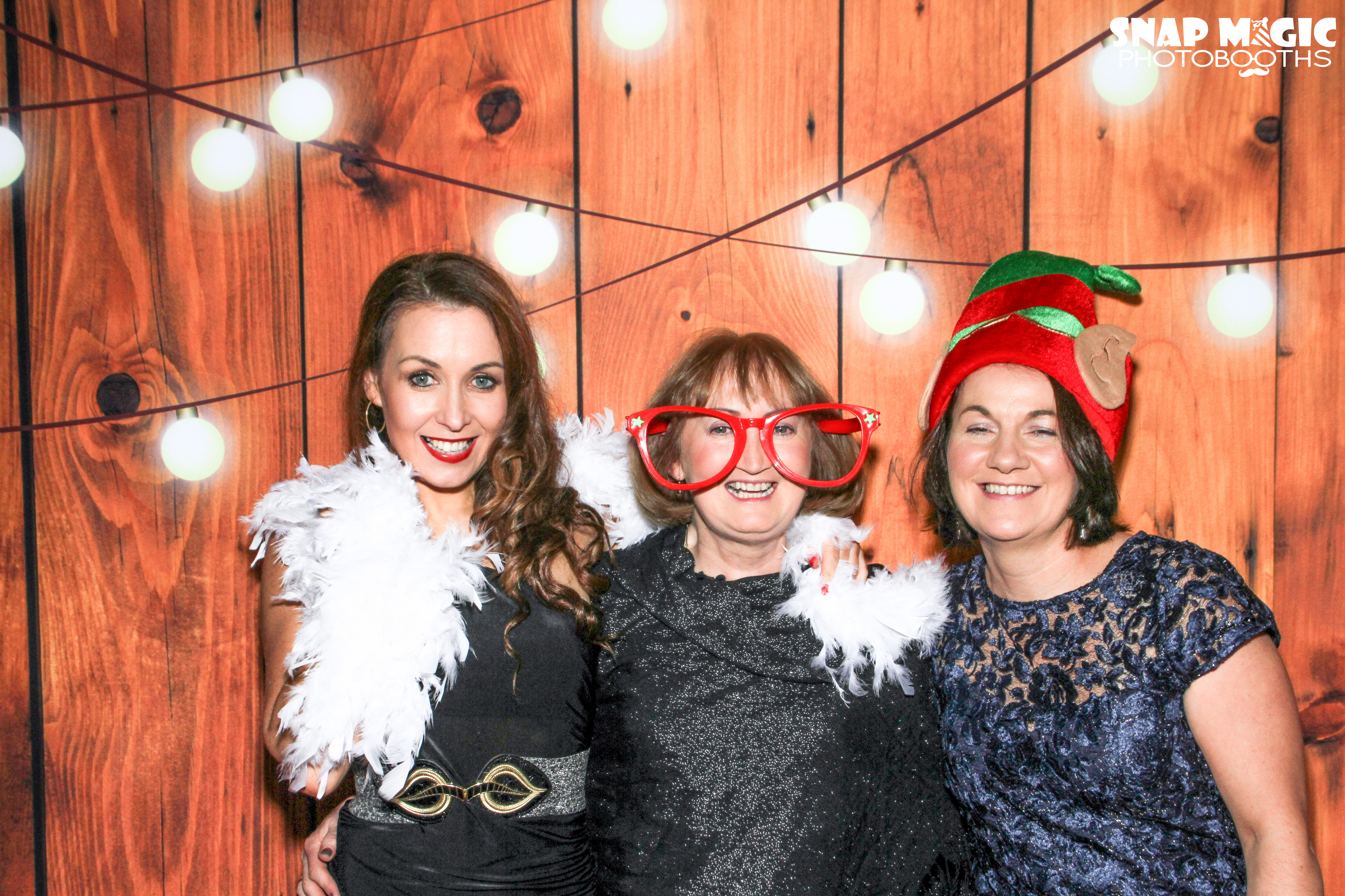 Abbott Christmas Party  | View more photos from the event at gallery.snapmagic.ie/u/SnapMagic/Abbott-Christmas-Party