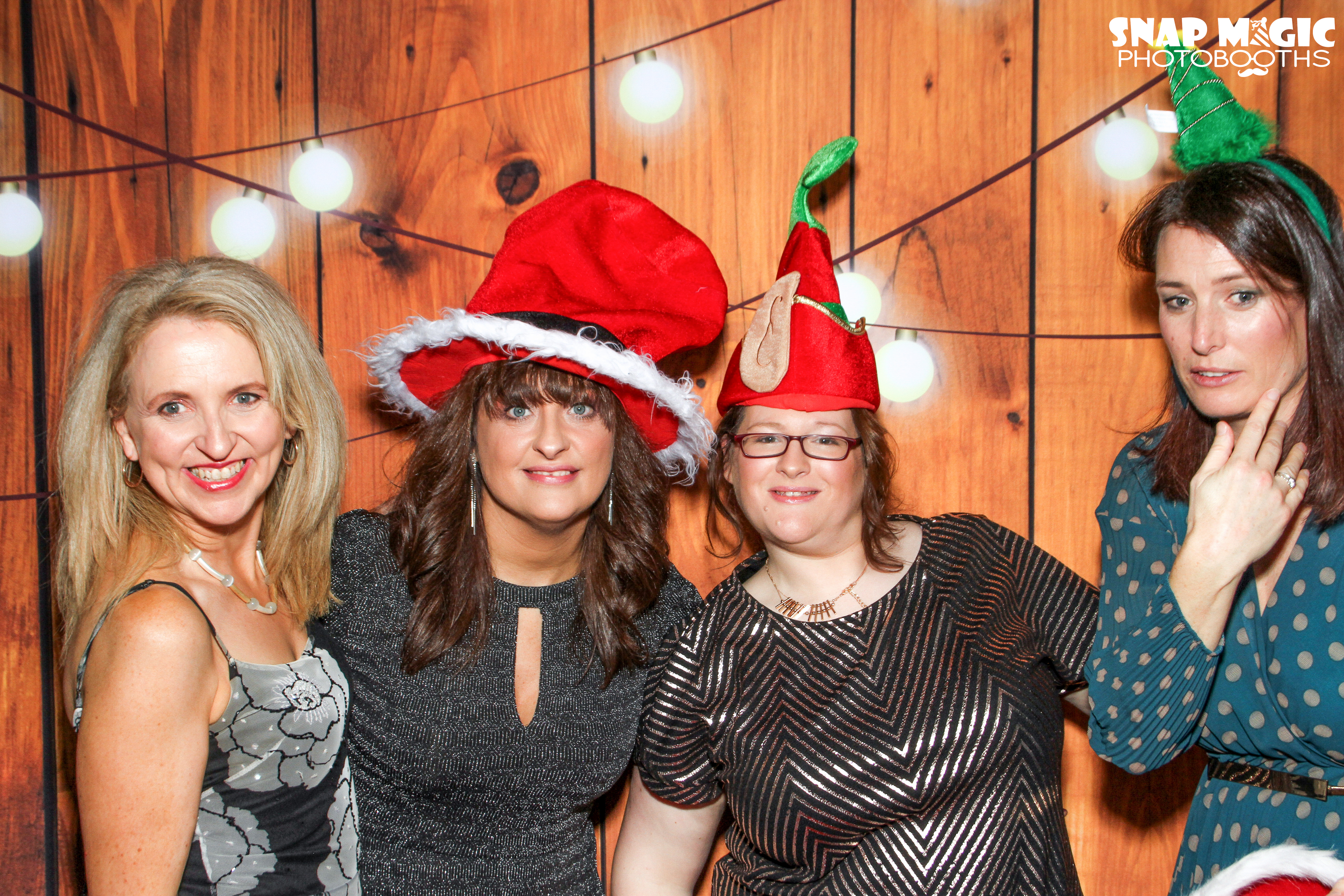 Abbott Christmas Party  | View more photos from the event at gallery.snapmagic.ie/u/SnapMagic/Abbott-Christmas-Party